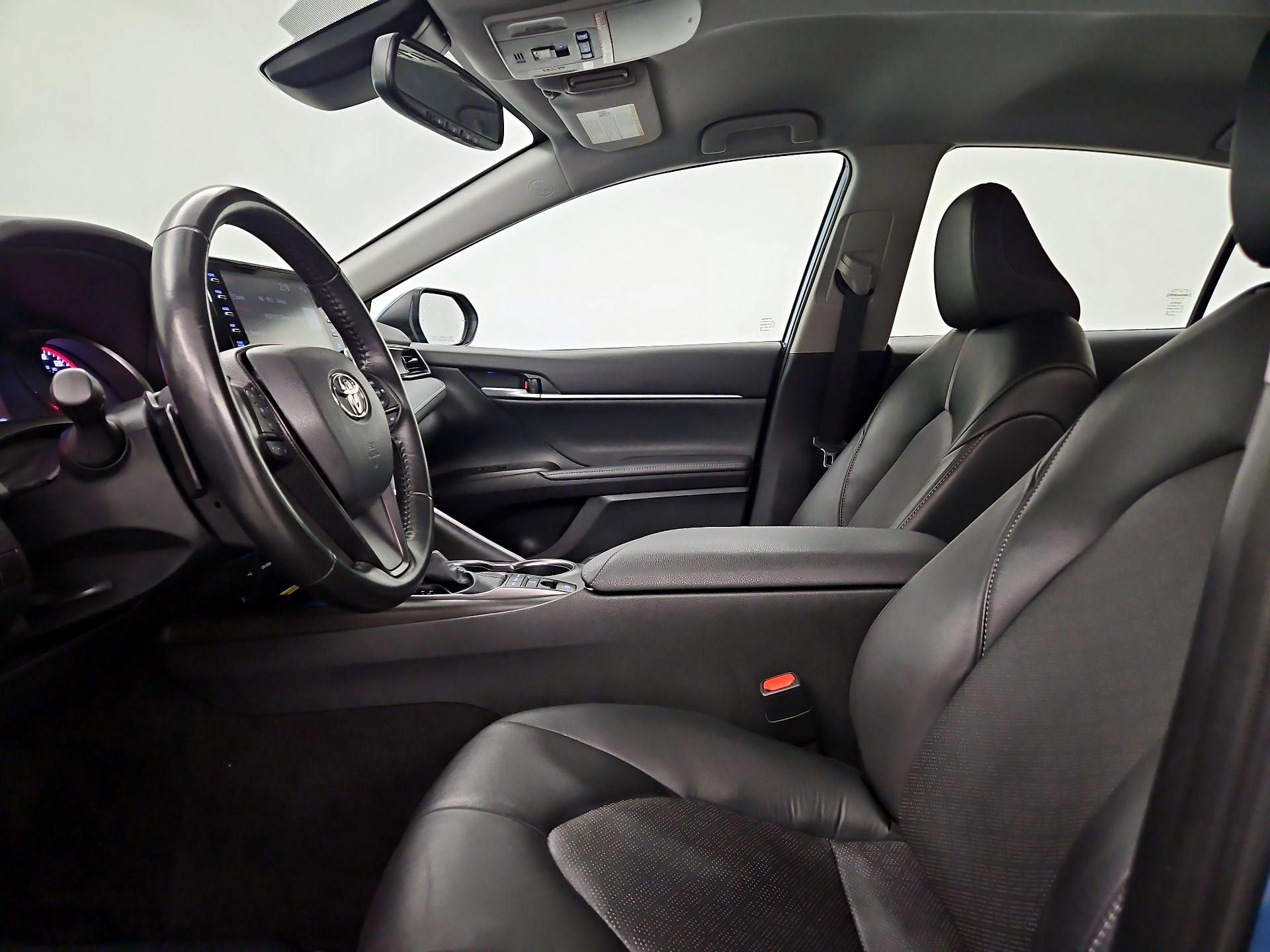 Thumbnail: 2023 Toyota Camry - 11