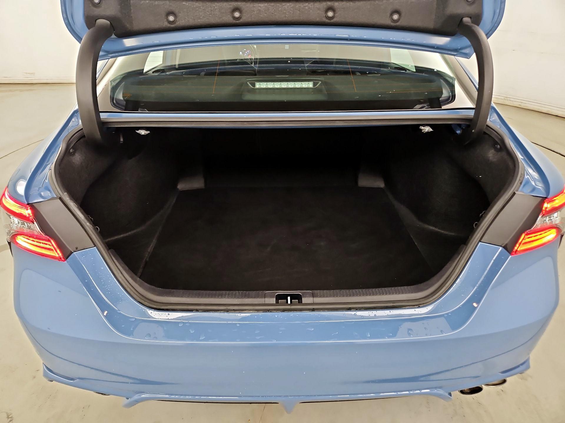 Thumbnail: 2023 Toyota Camry - 20