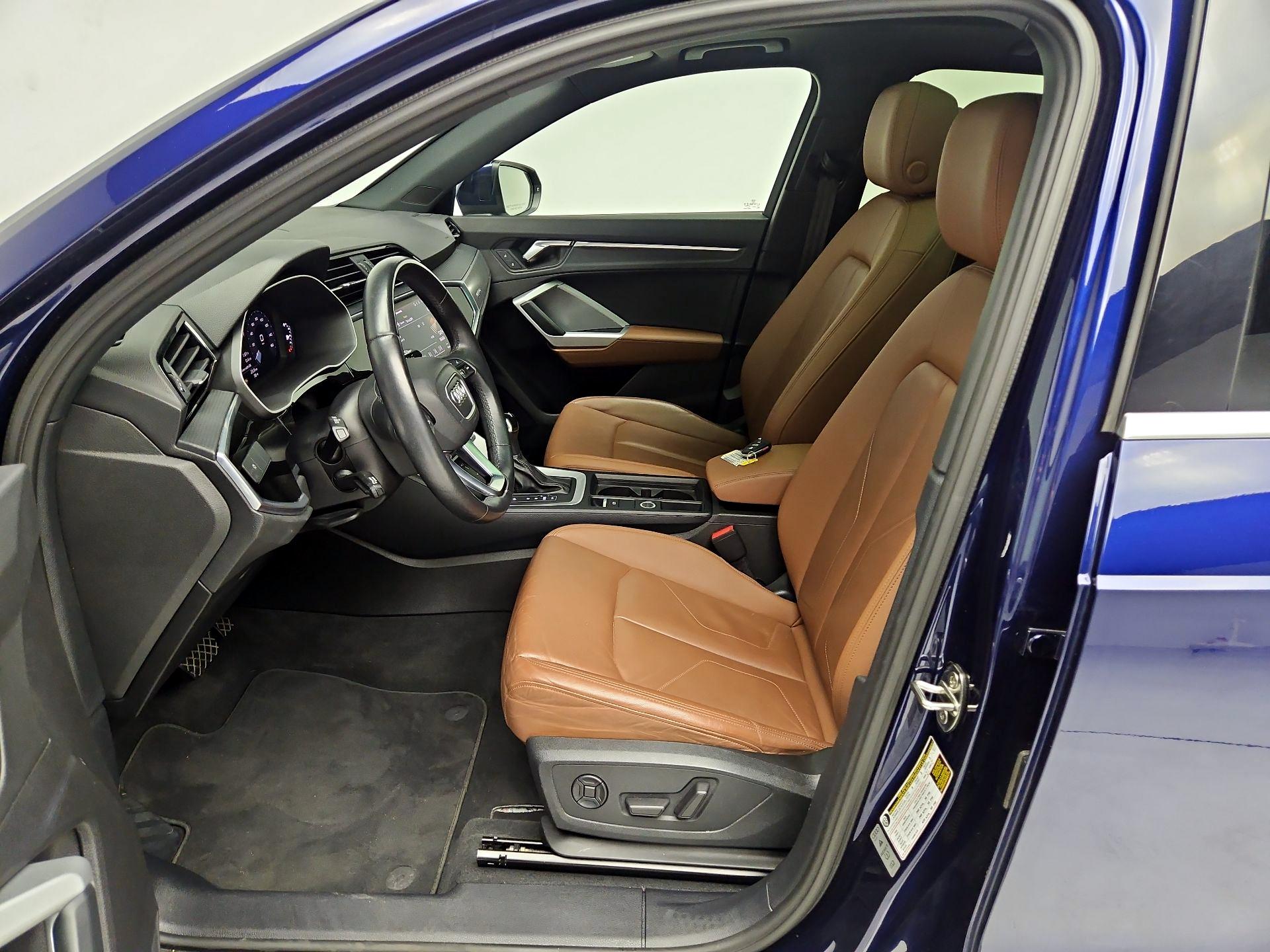 Thumbnail: 2022 Audi Q3 - 11