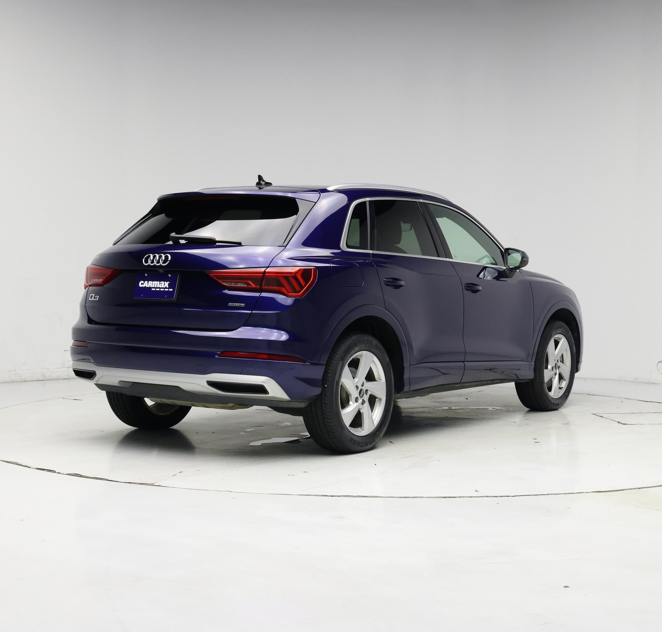 Thumbnail: 2022 Audi Q3 - 8