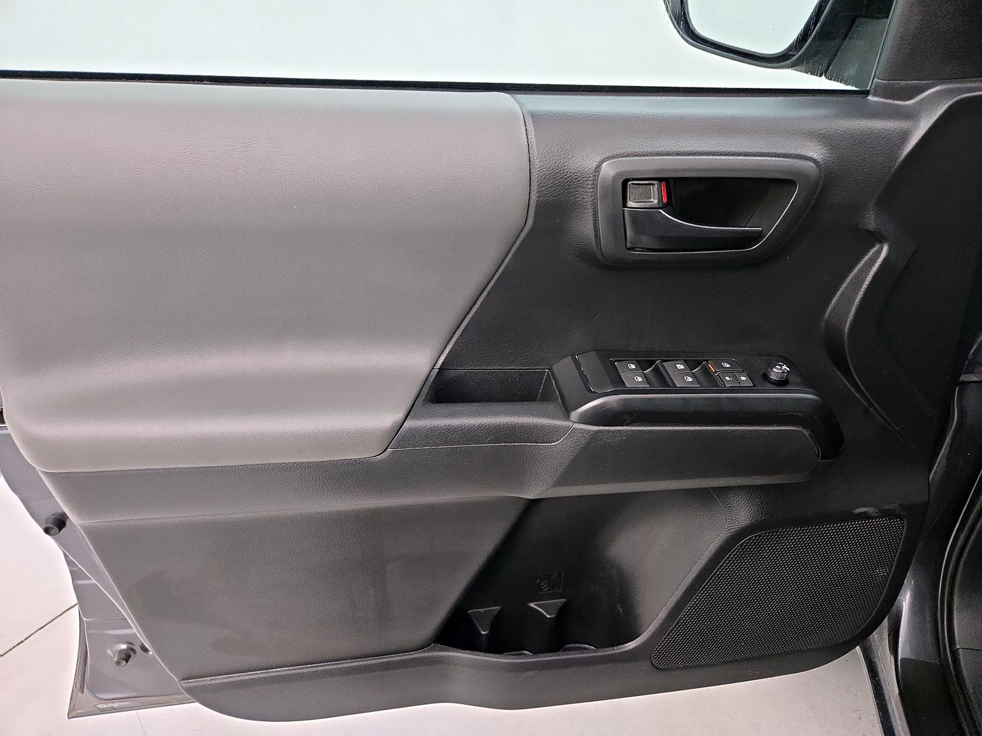 Thumbnail: 2023 Toyota Tacoma - 12