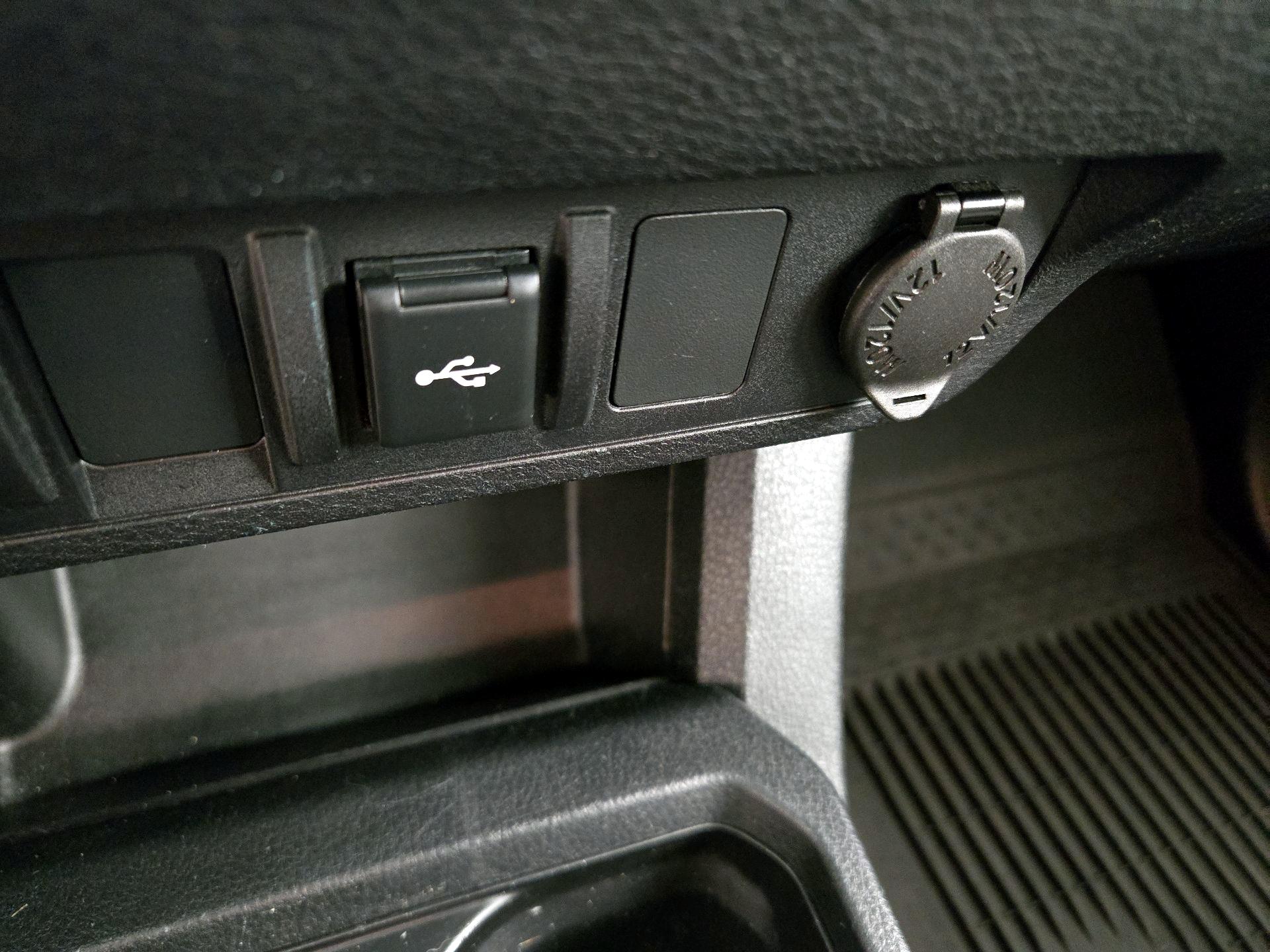 Thumbnail: 2023 Toyota Tacoma - 18