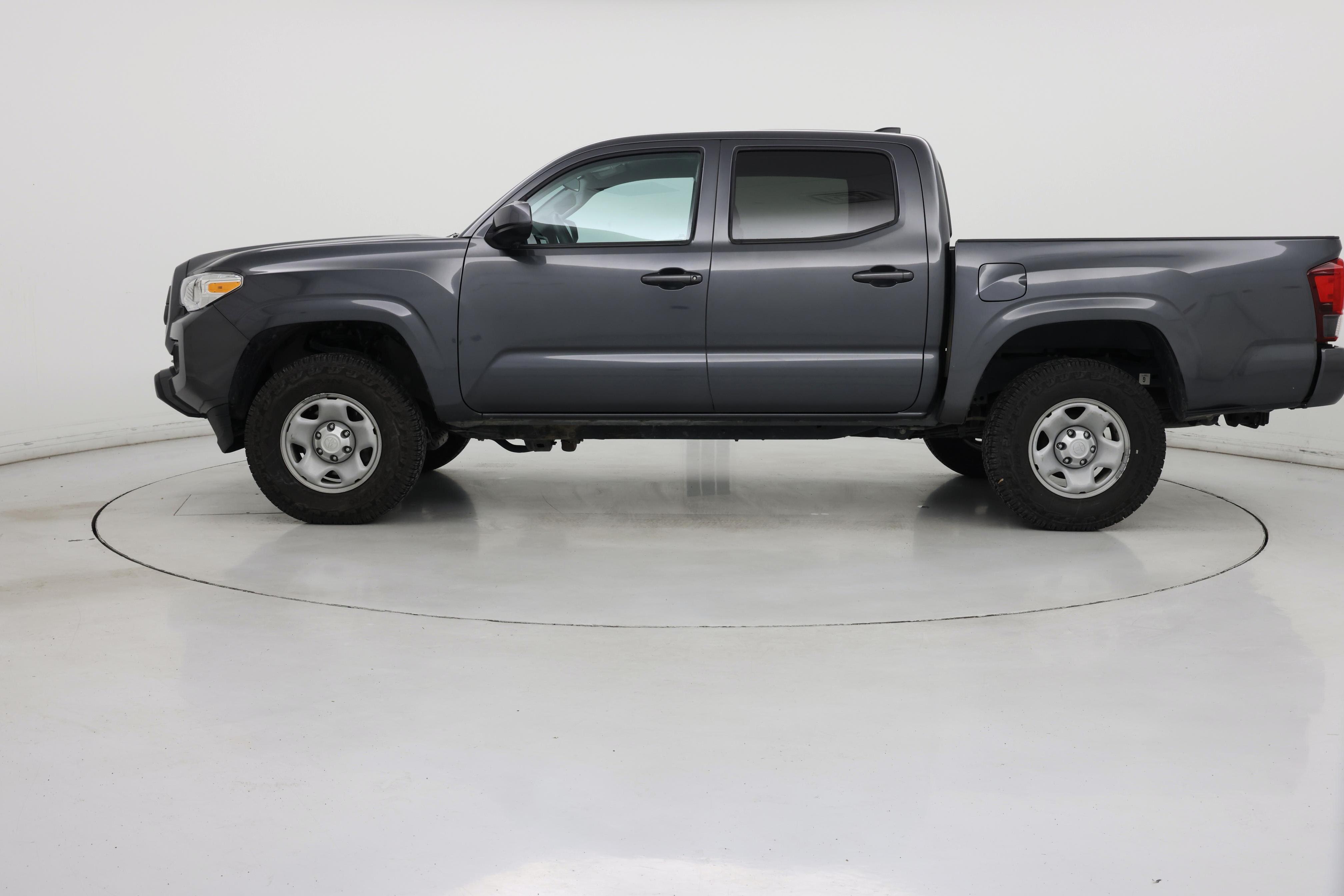 Thumbnail: 2023 Toyota Tacoma - 3