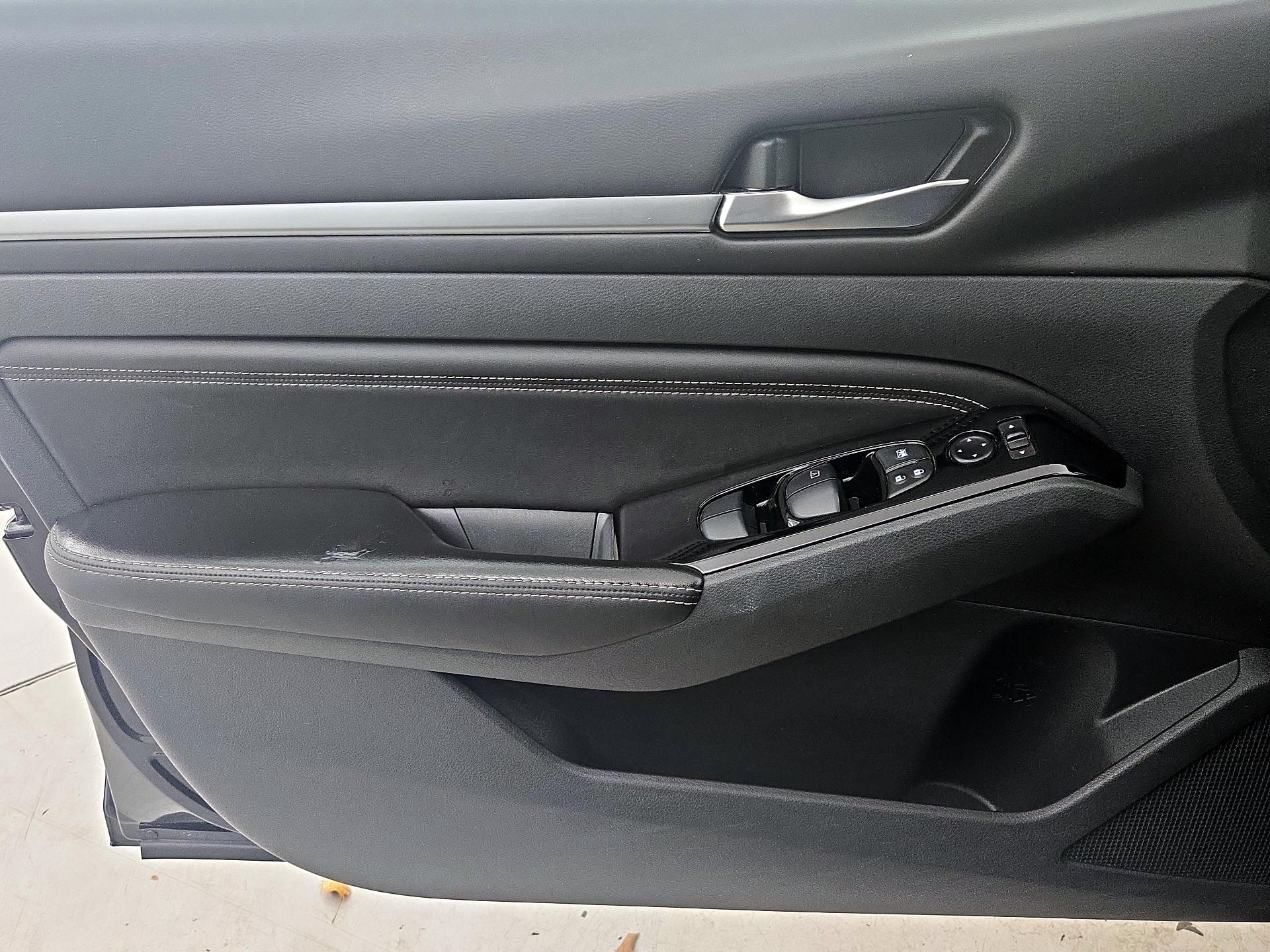 Thumbnail: 2023 Nissan Altima - 12