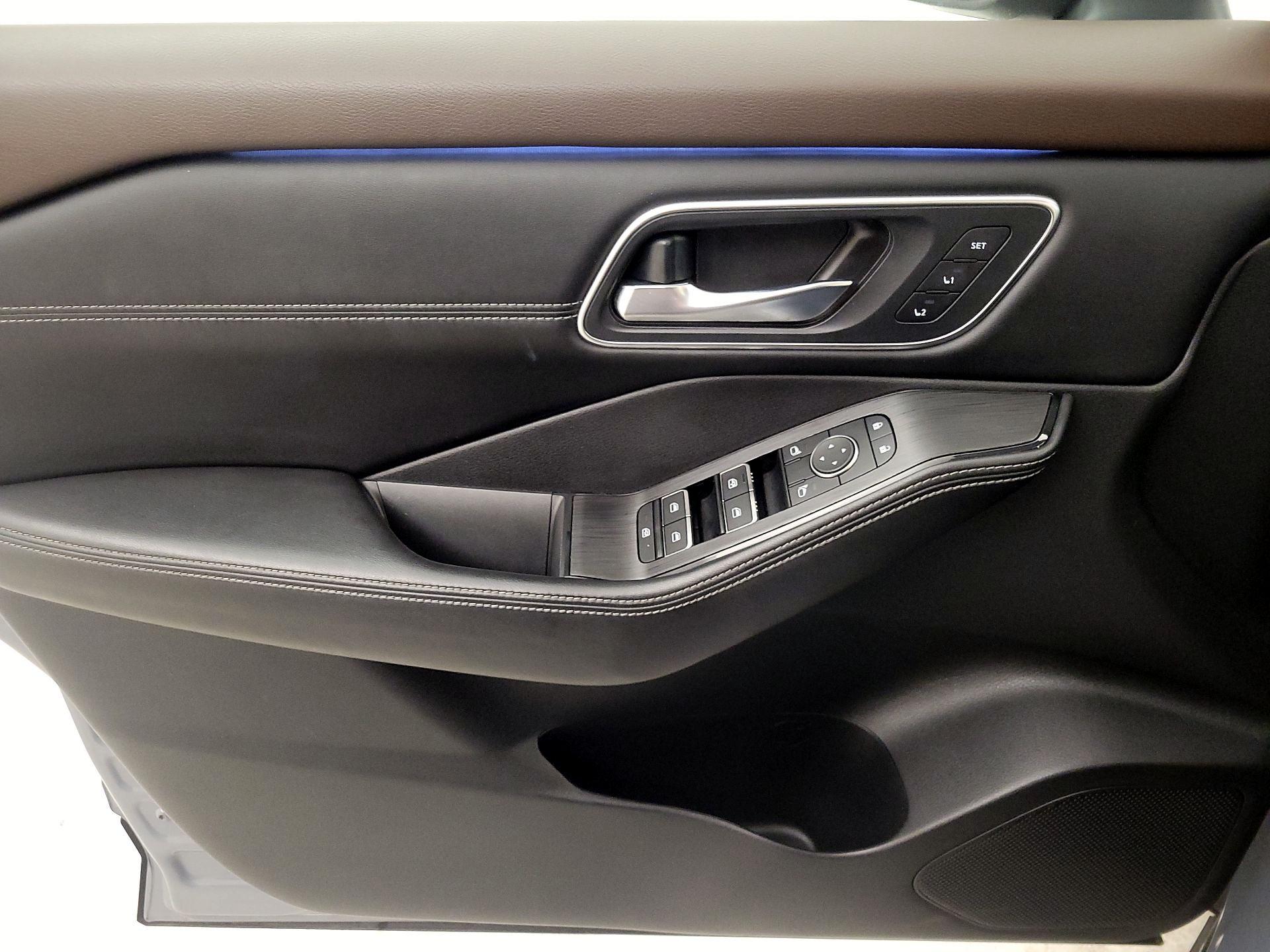 Thumbnail: 2023 Nissan Rogue - 12