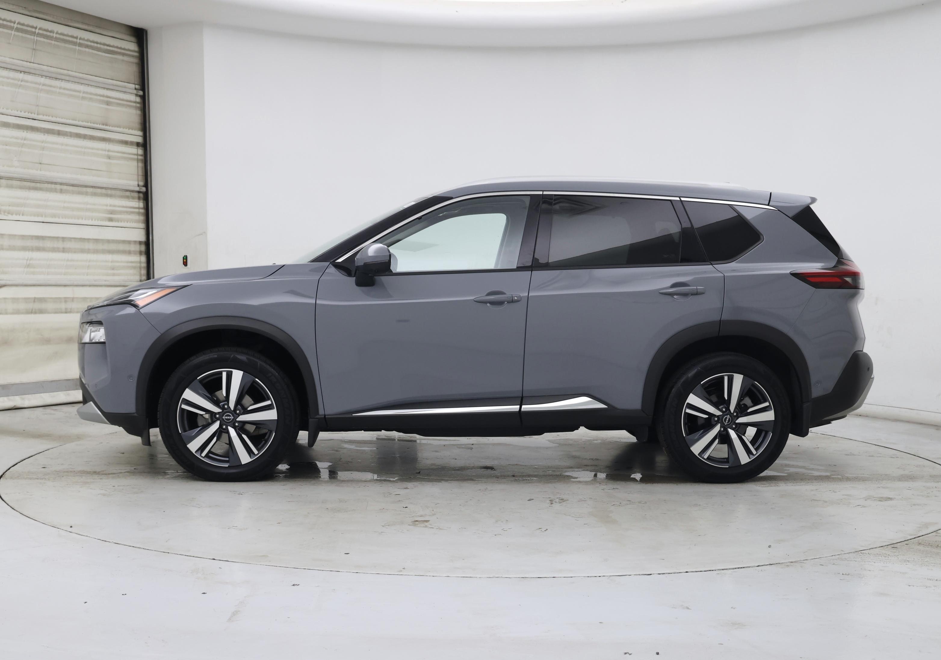 Thumbnail: 2023 Nissan Rogue - 3