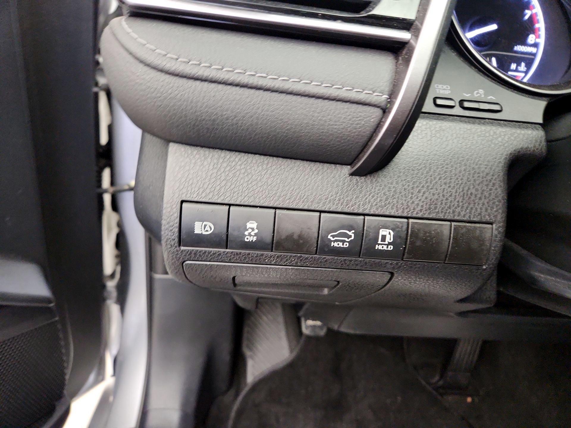 Thumbnail: 2023 Toyota Camry - 13