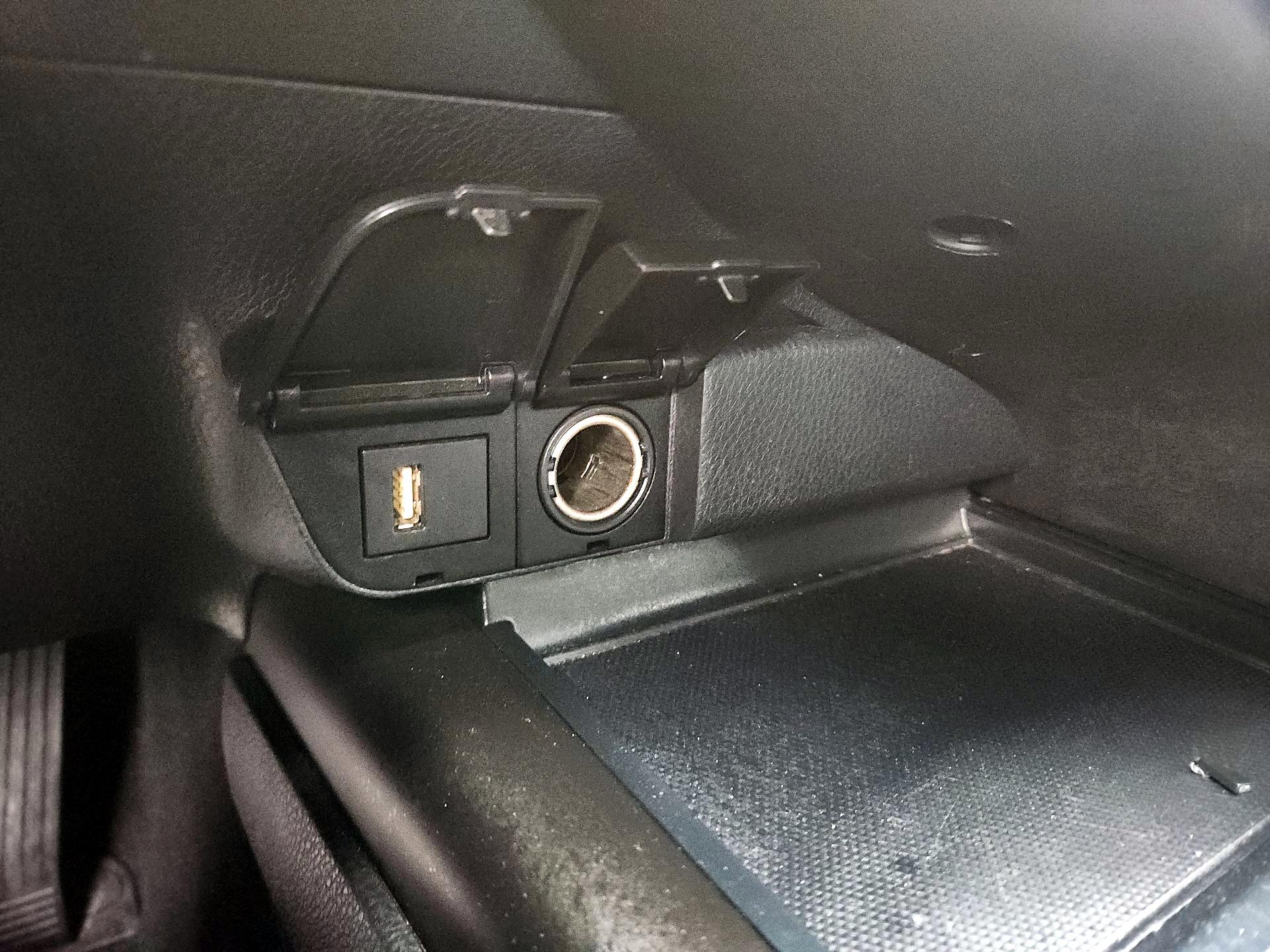 Thumbnail: 2023 Toyota Camry - 18