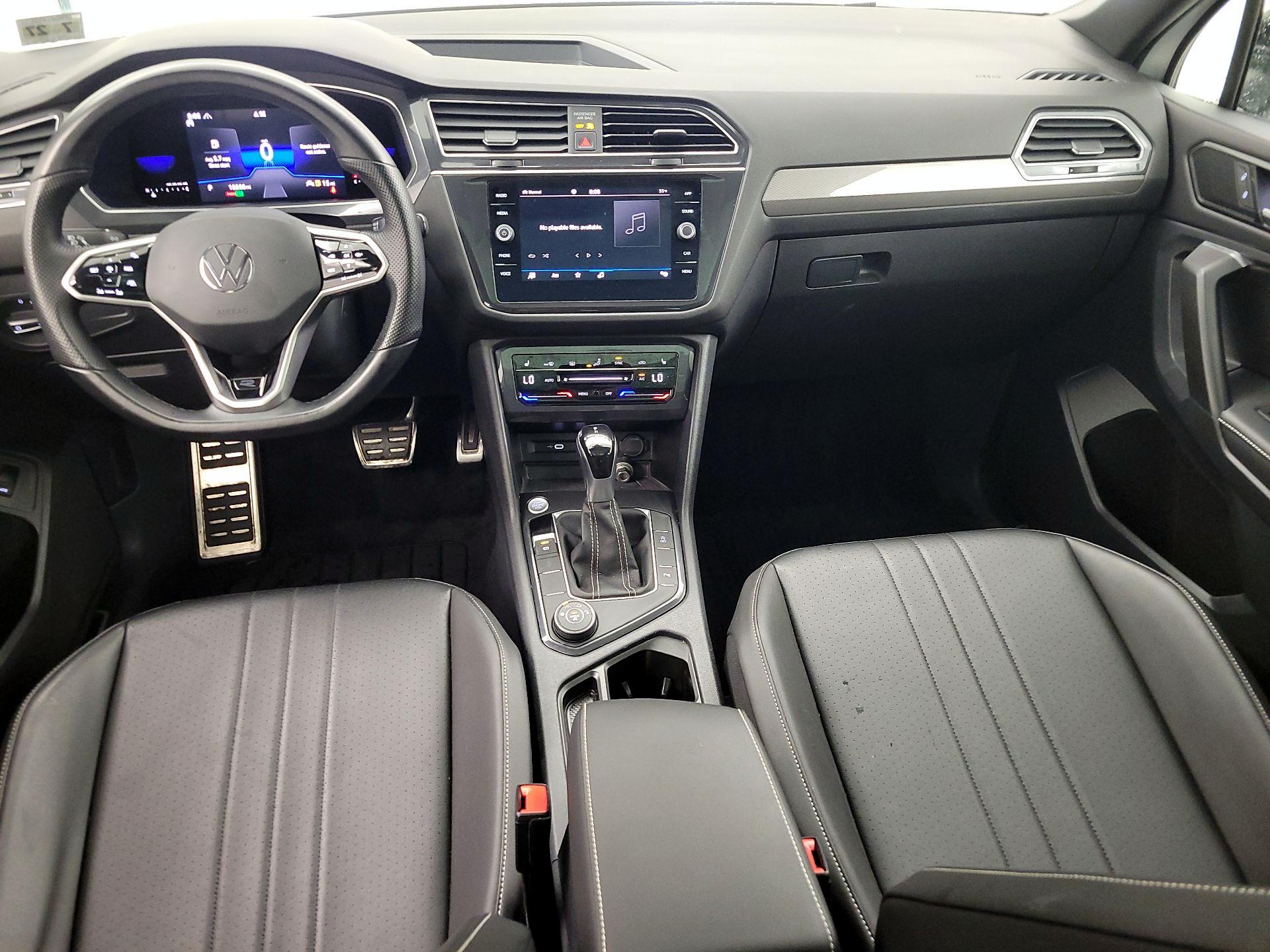 Thumbnail: 2022 Volkswagen Tiguan - 9