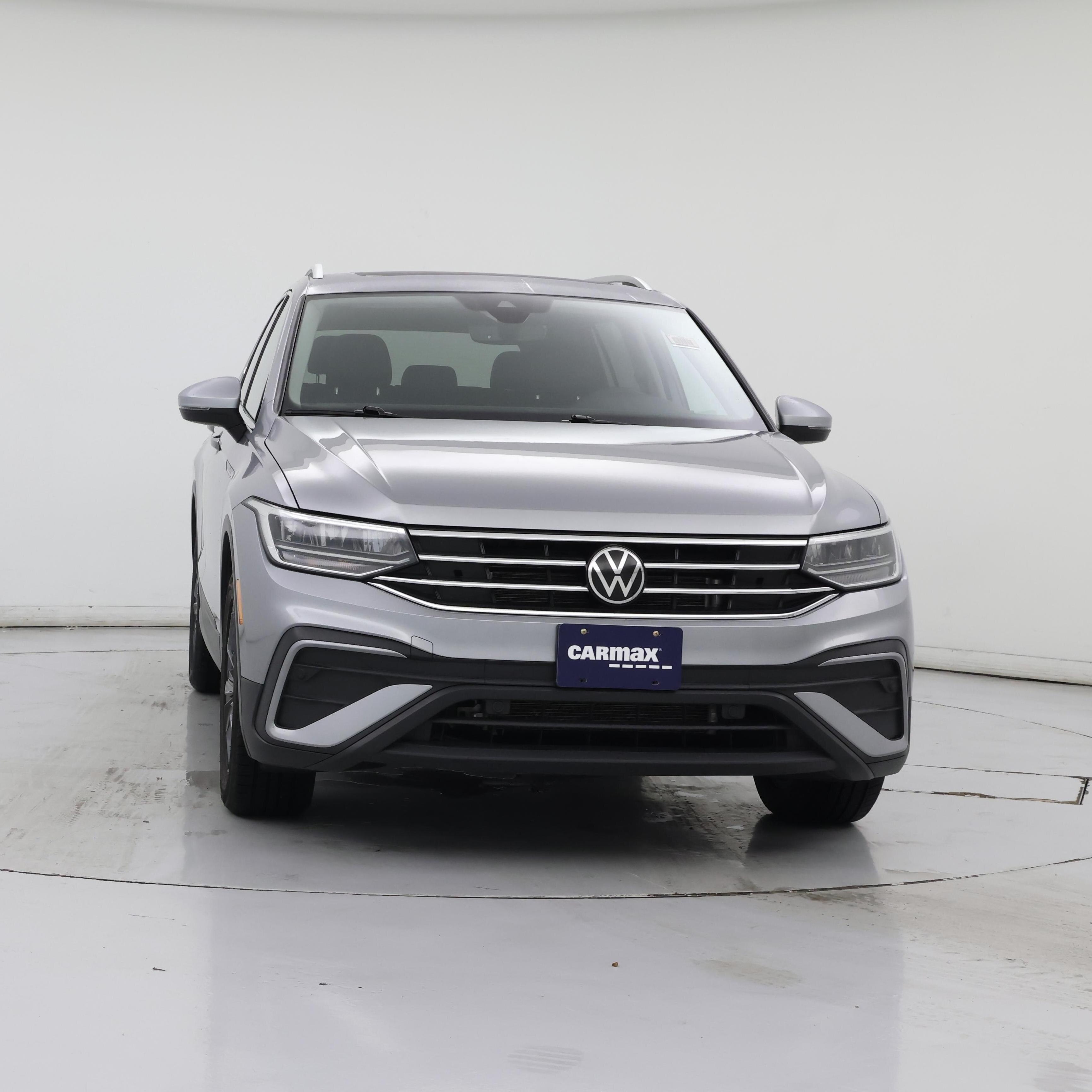 Thumbnail: 2023 Volkswagen Tiguan - 5