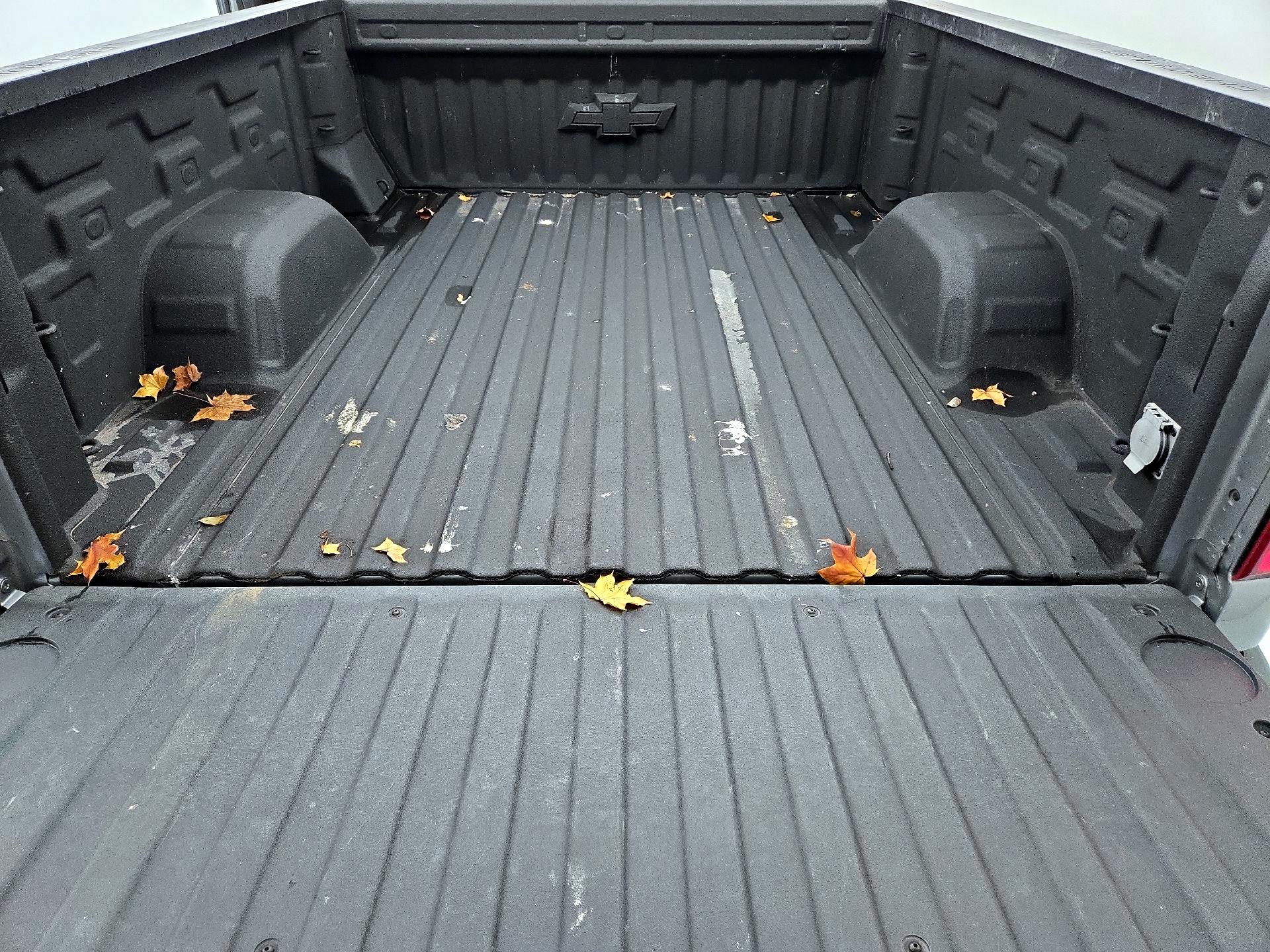 Thumbnail: 2024 Chevrolet Silverado 1500 - 20