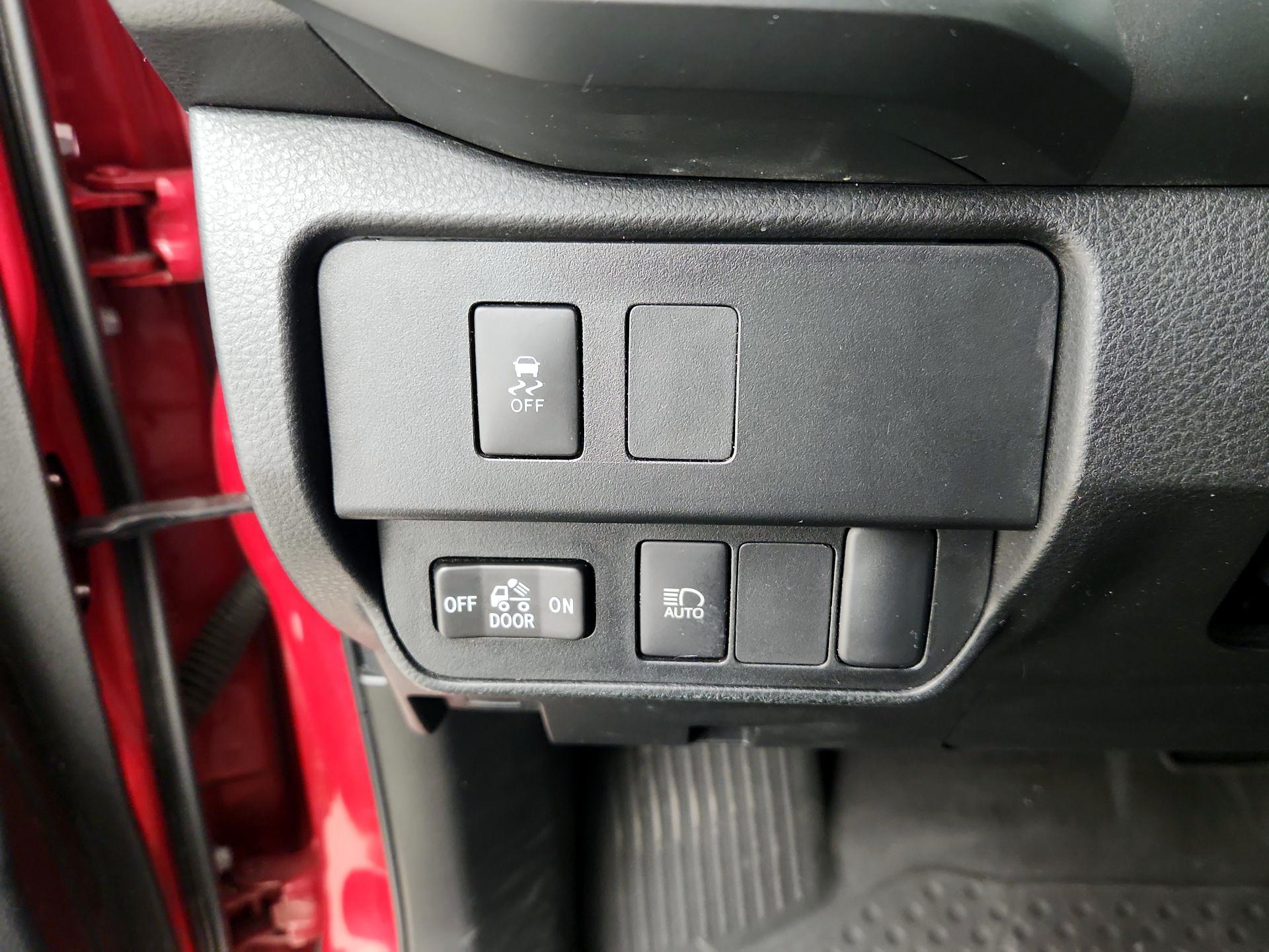 Thumbnail: 2023 Toyota Tacoma - 13