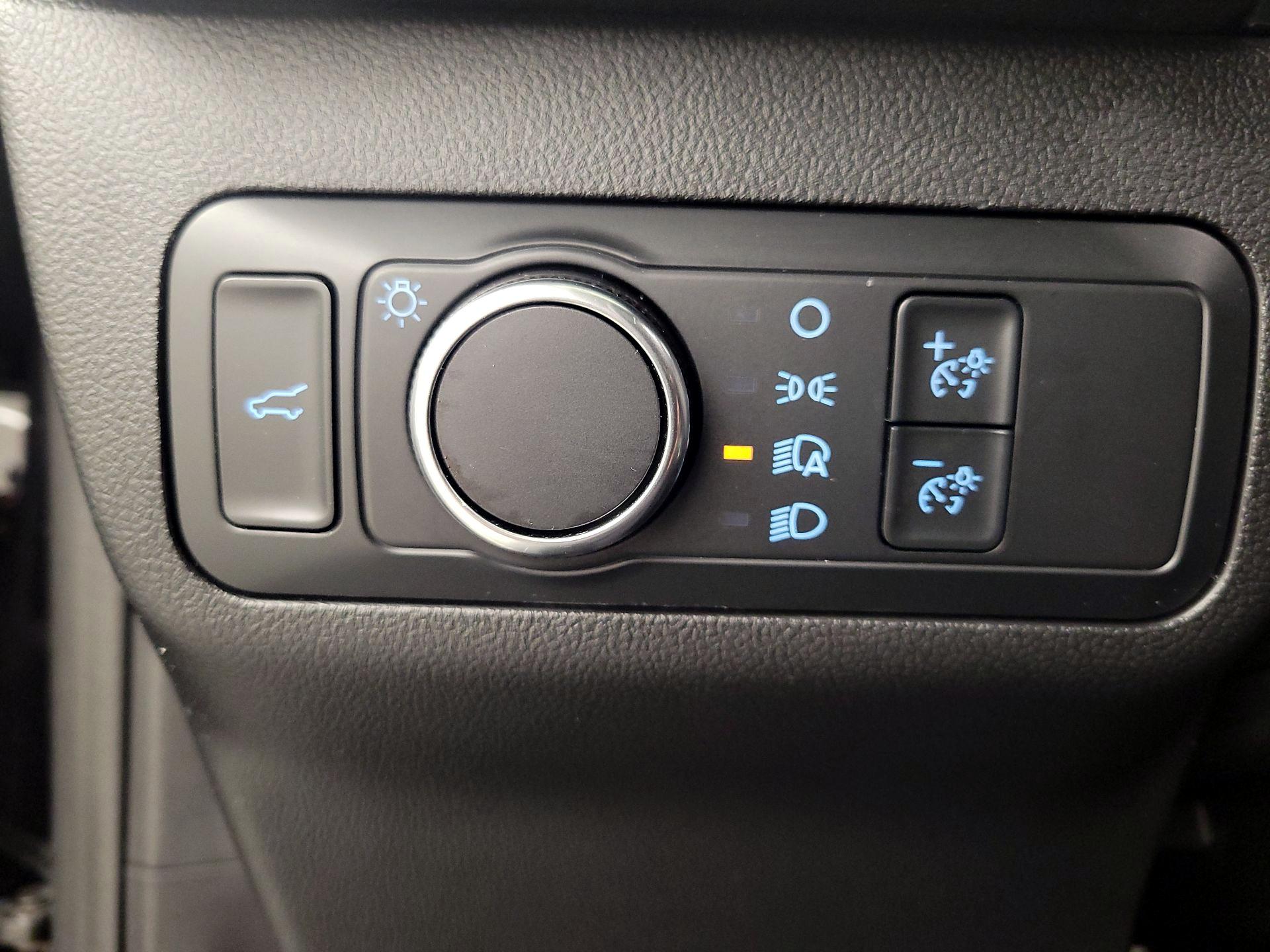 Thumbnail: 2022 Ford Escape - 13