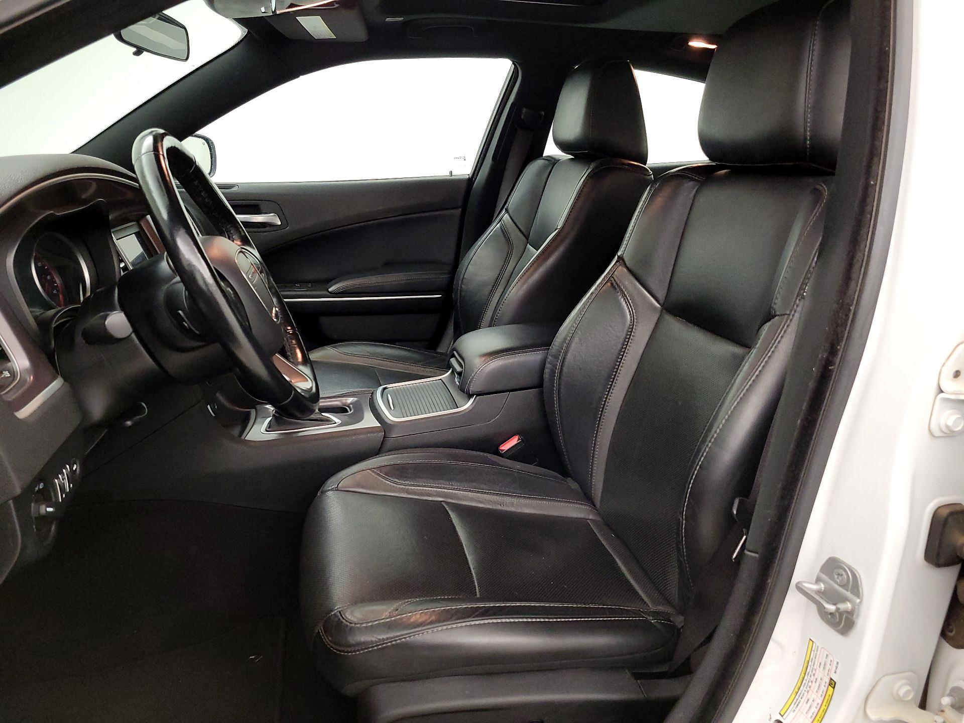 Thumbnail: 2022 Dodge Charger - 11