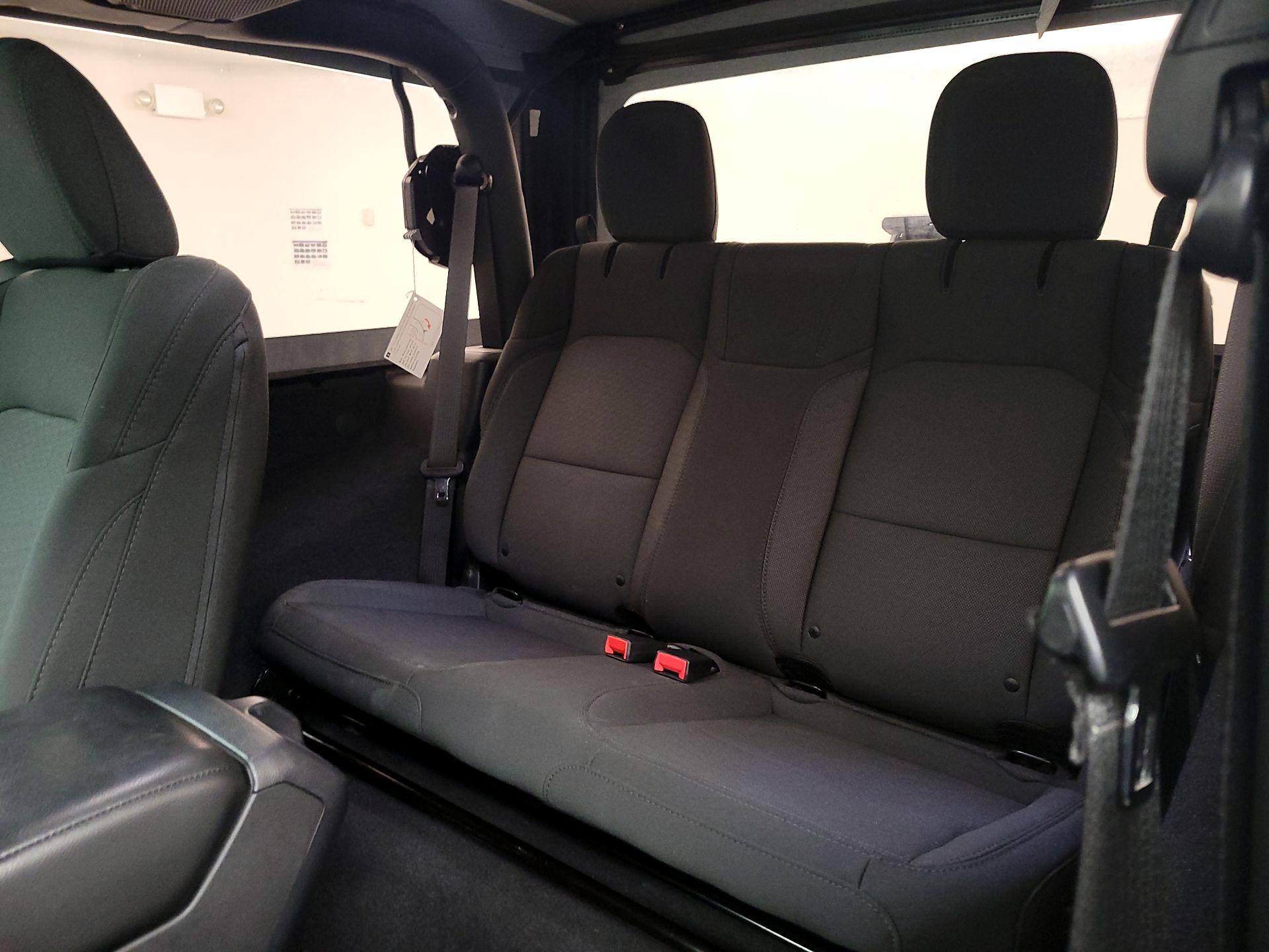 Thumbnail: 2023 Jeep Wrangler - 19