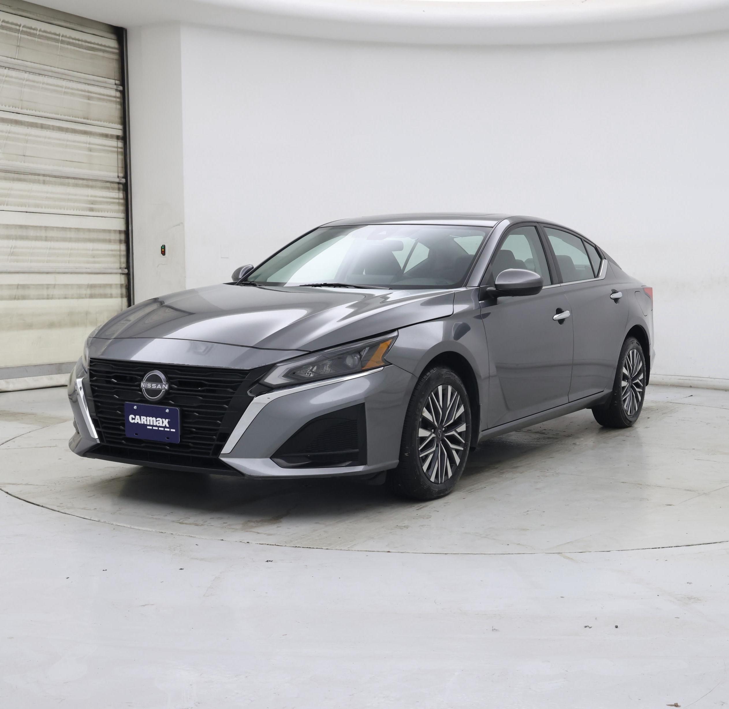 Thumbnail: 2023 Nissan Altima - 4