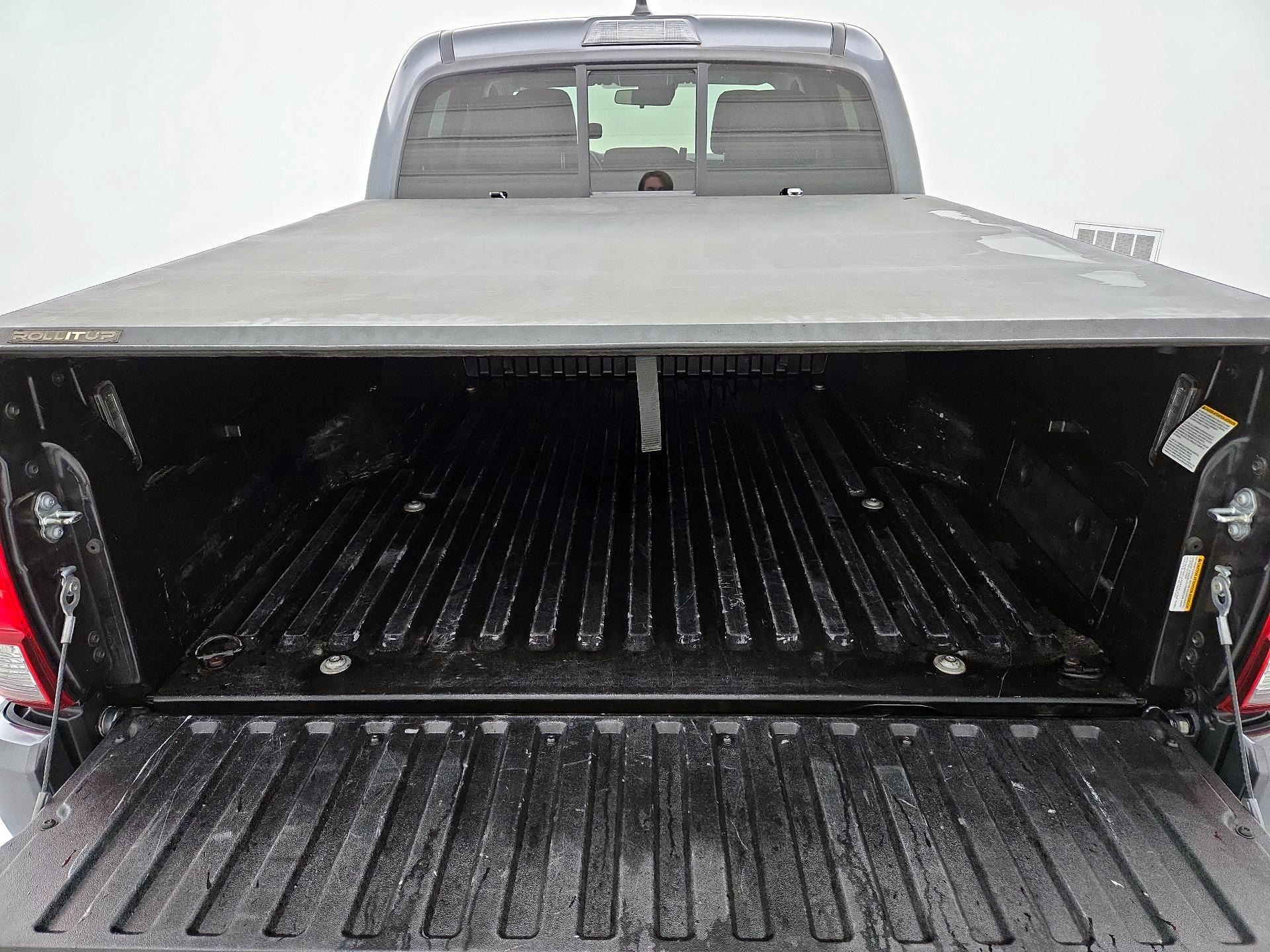 Thumbnail: 2023 Toyota Tacoma - 20