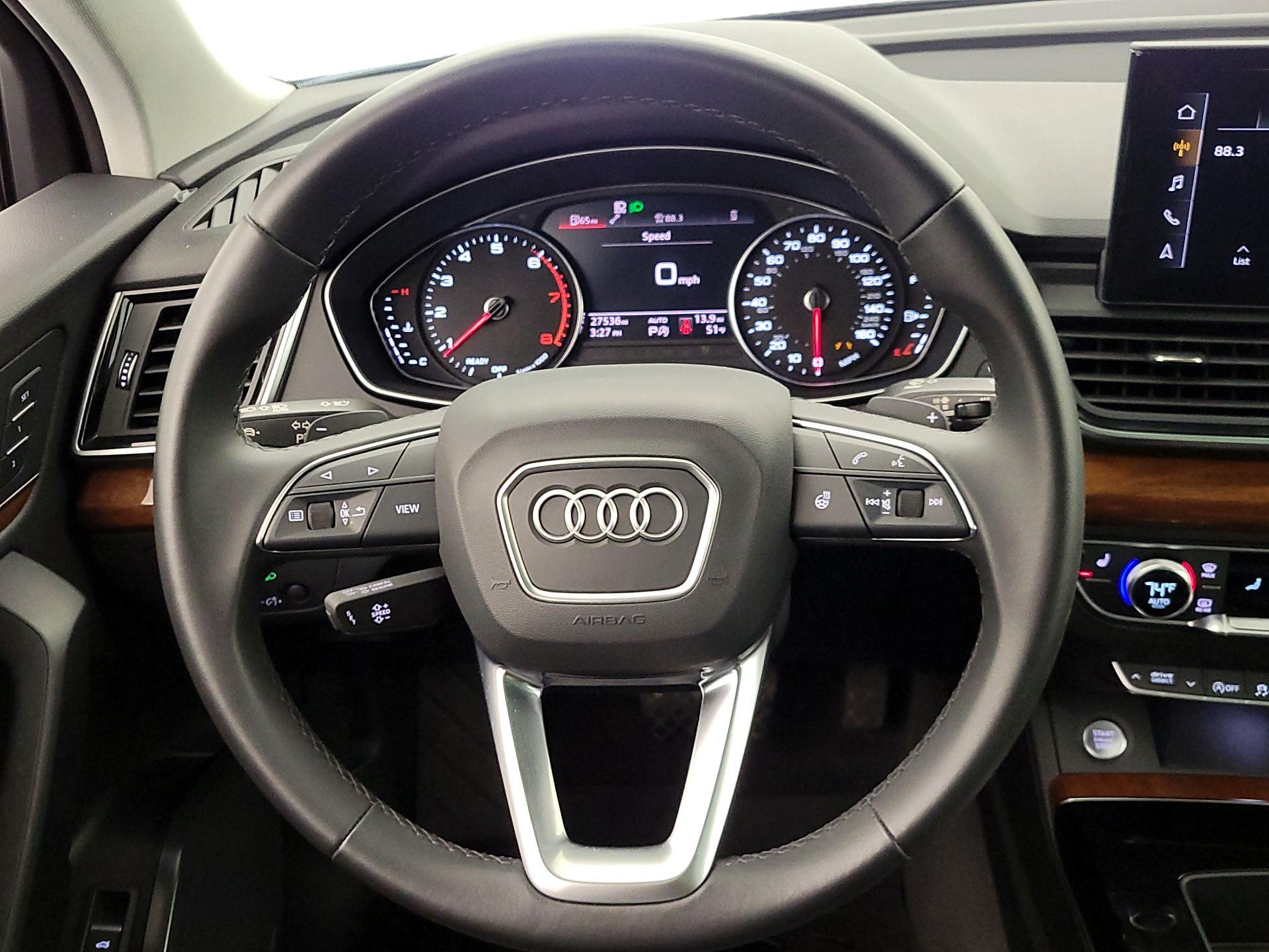 Thumbnail: 2022 Audi Q5 - 10