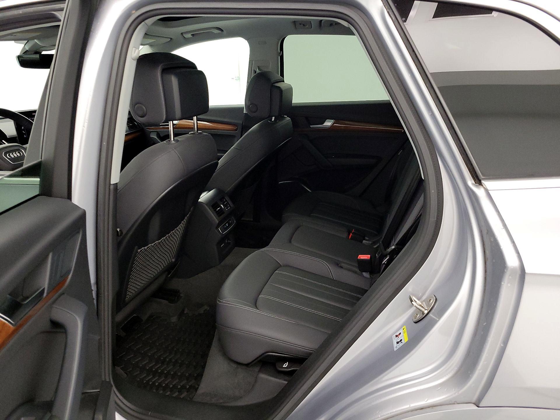 Thumbnail: 2022 Audi Q5 - 19