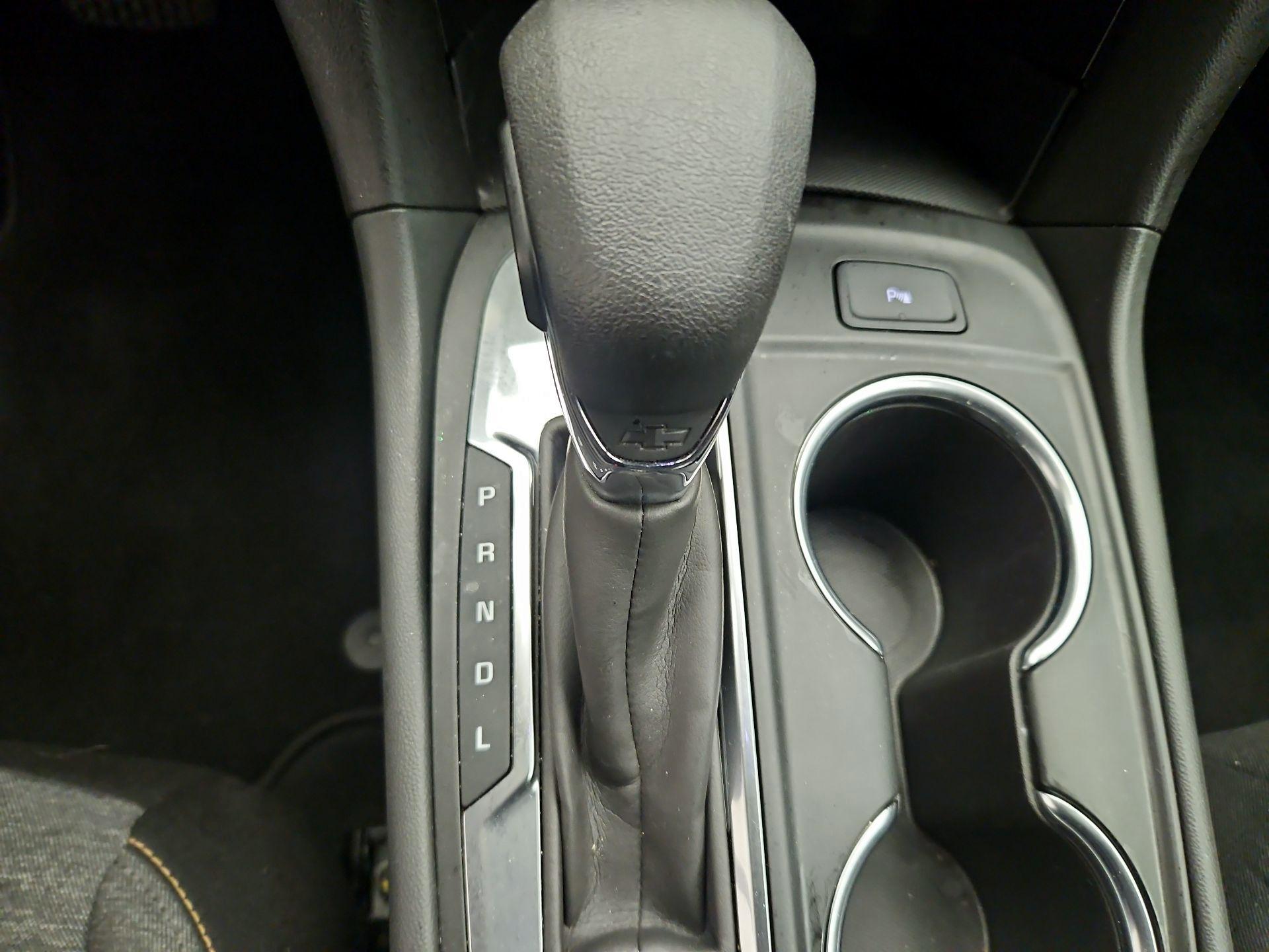 Thumbnail: 2023 Chevrolet Equinox - 17