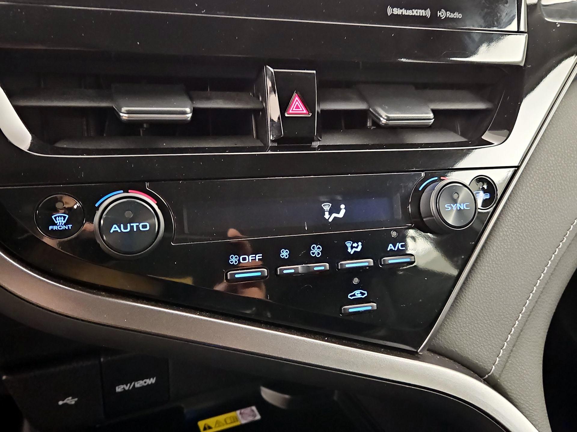 Thumbnail: 2023 Toyota Camry - 16