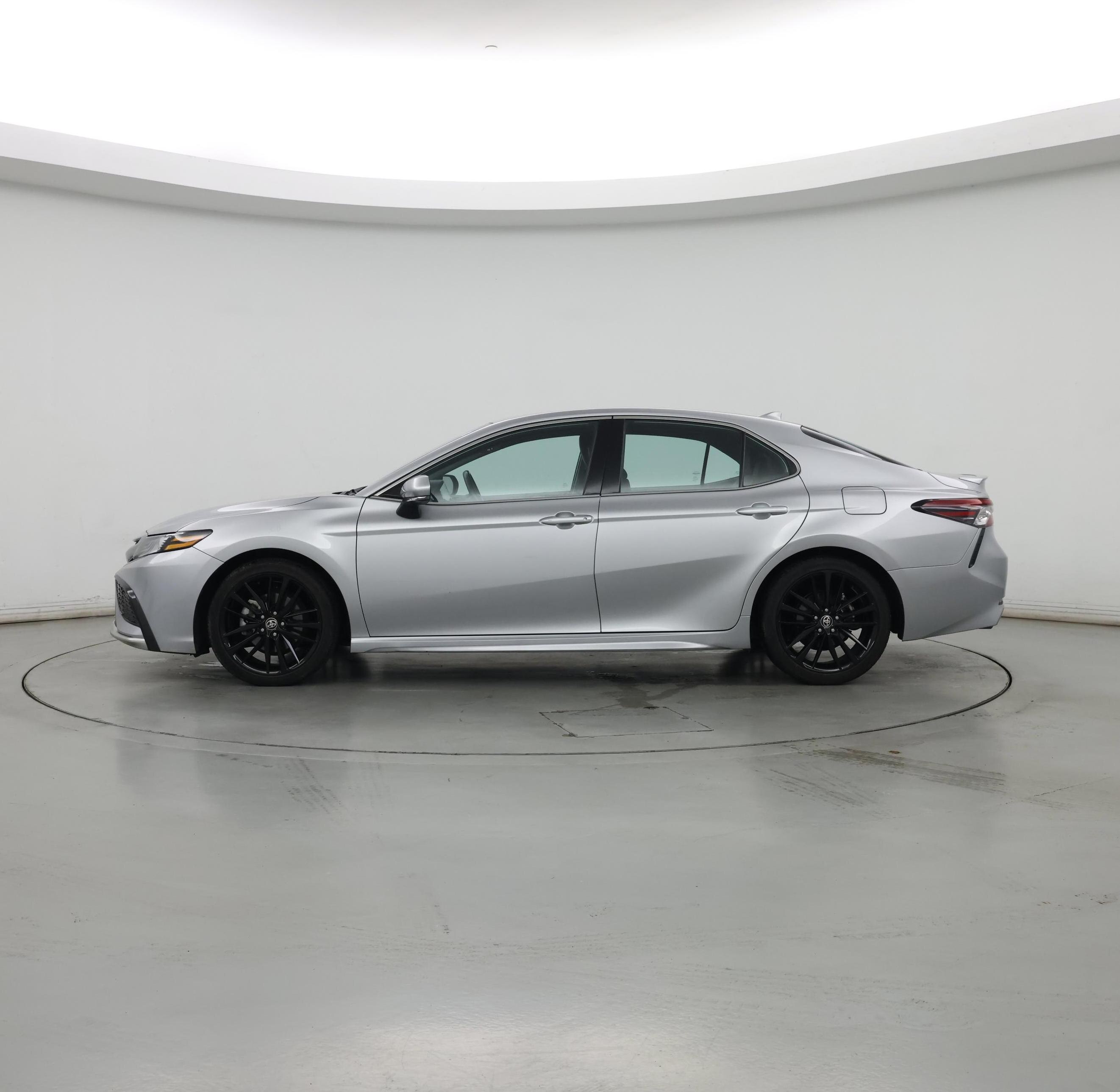 Thumbnail: 2023 Toyota Camry - 3