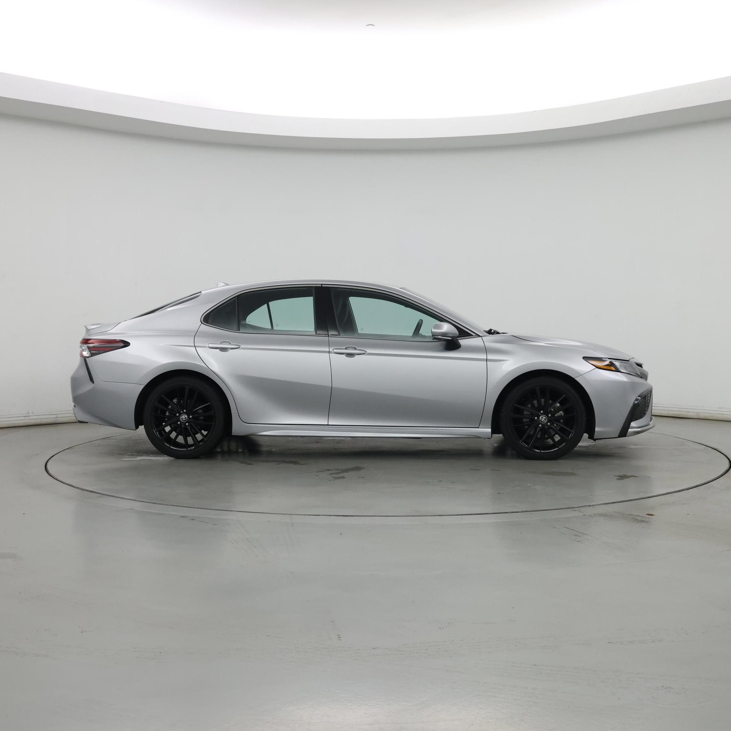 Thumbnail: 2023 Toyota Camry - 7