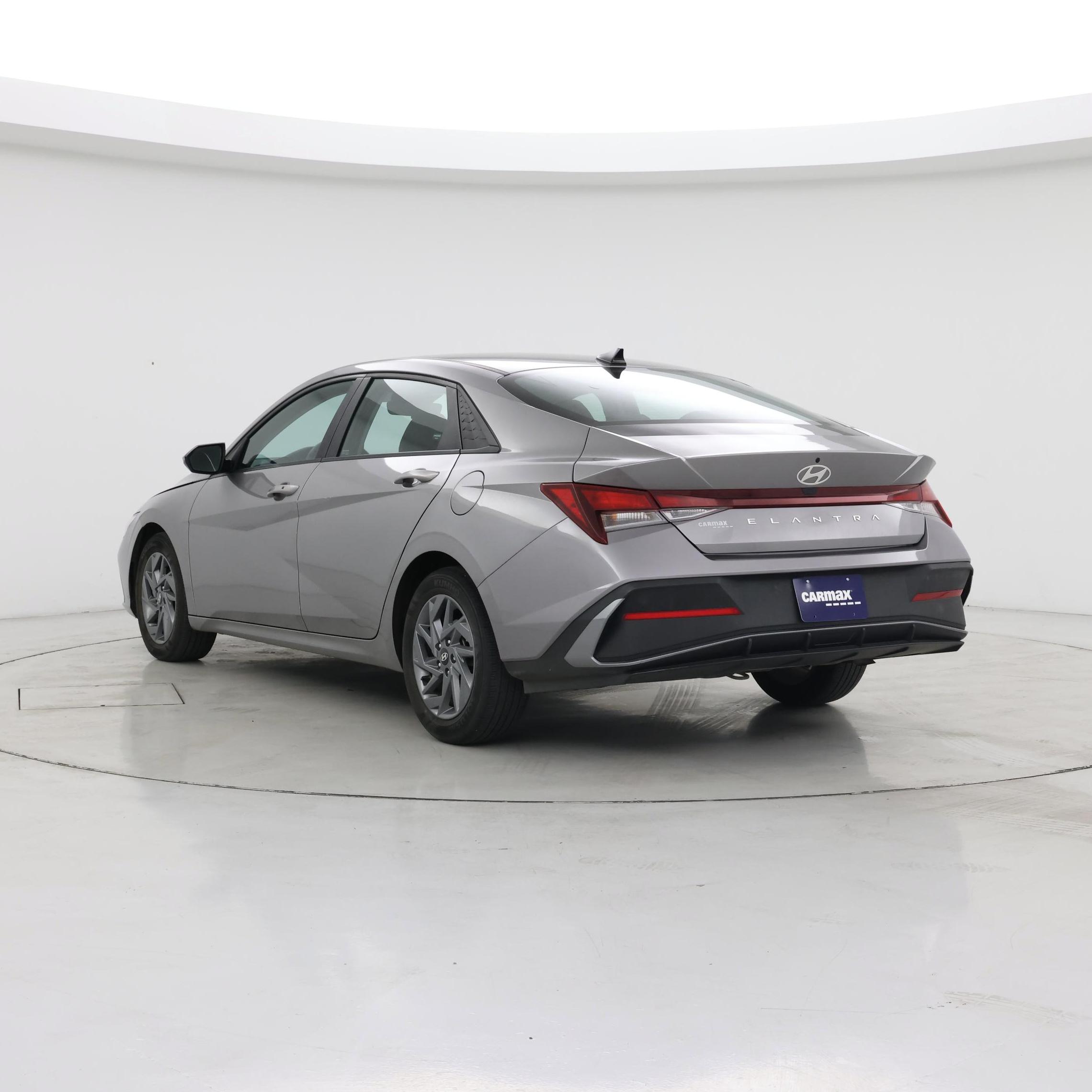 Thumbnail: 2024 Hyundai Elantra - 2