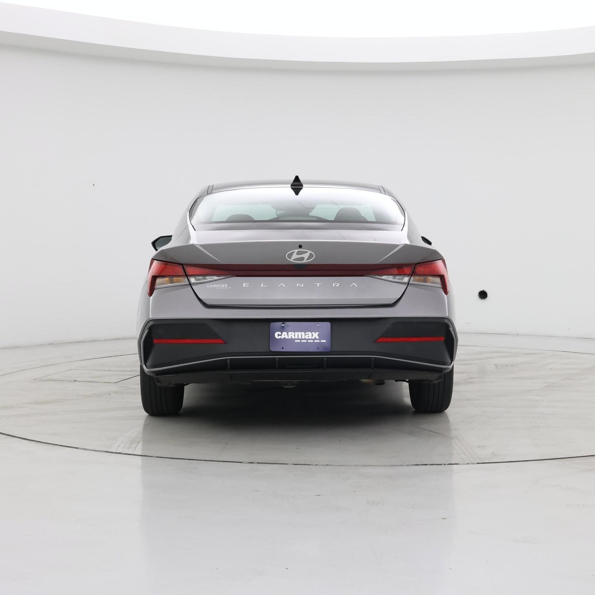 Thumbnail: 2024 Hyundai Elantra - 6