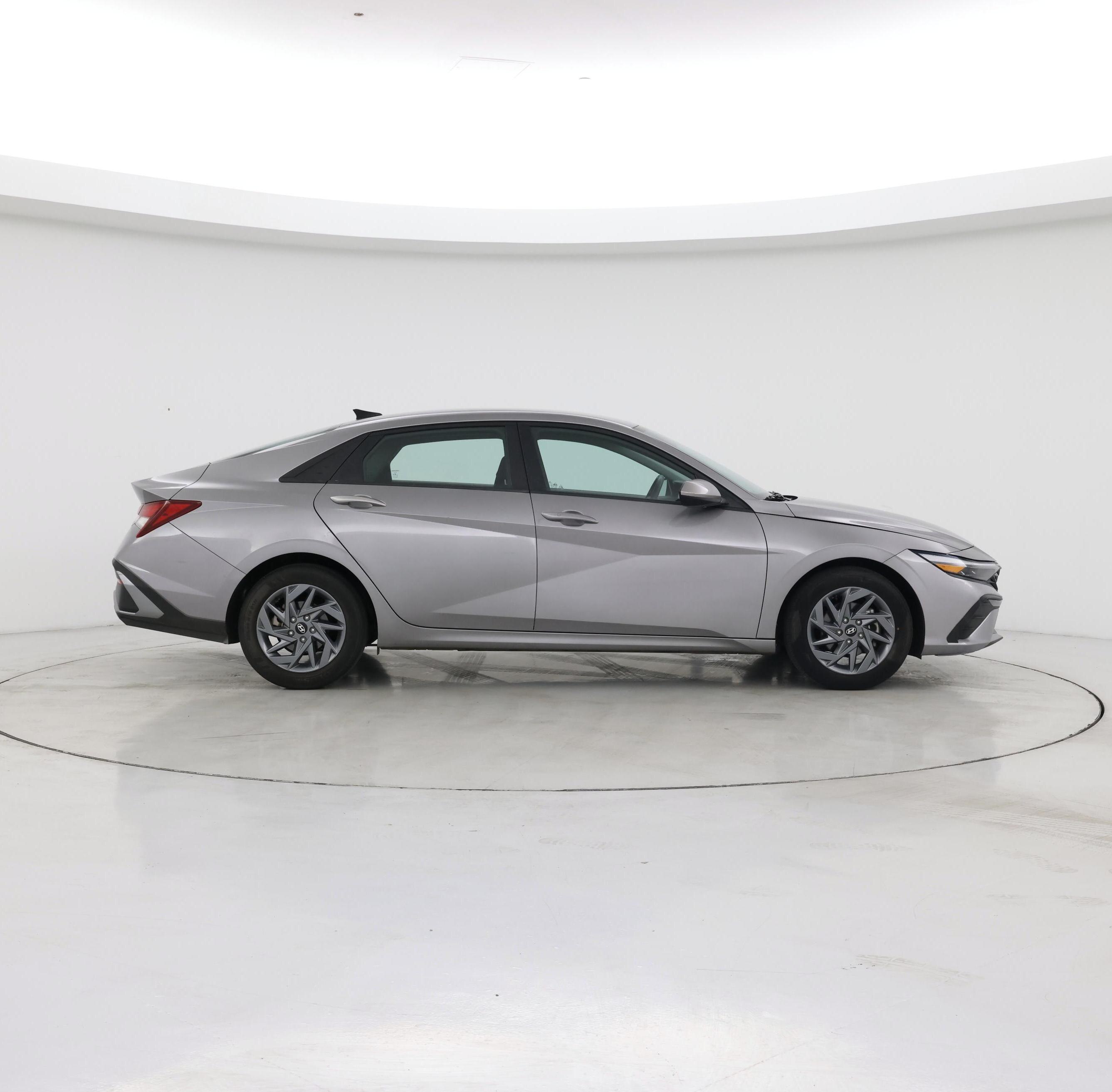 Thumbnail: 2024 Hyundai Elantra - 7