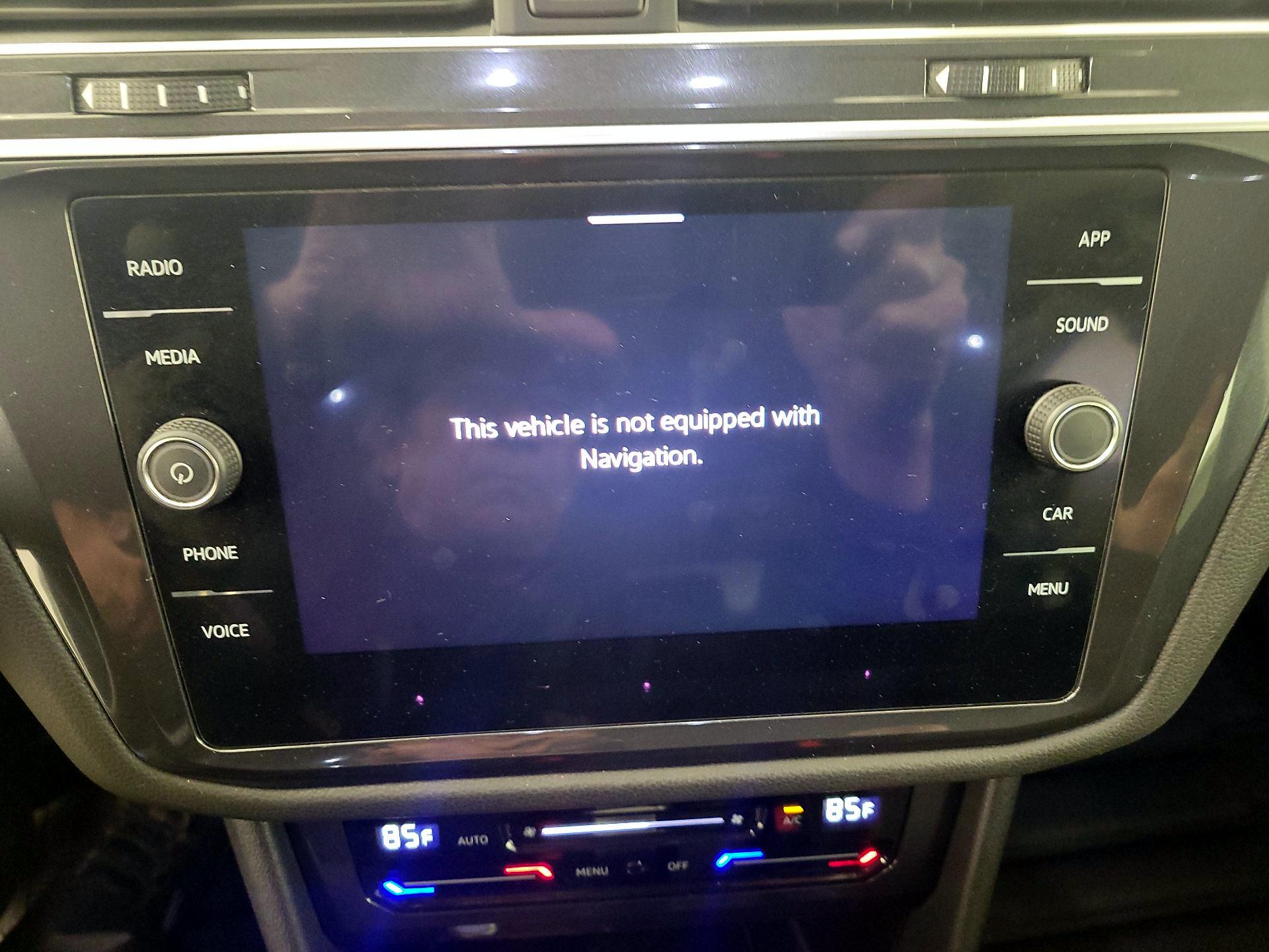 Thumbnail: 2022 Volkswagen Tiguan - 14