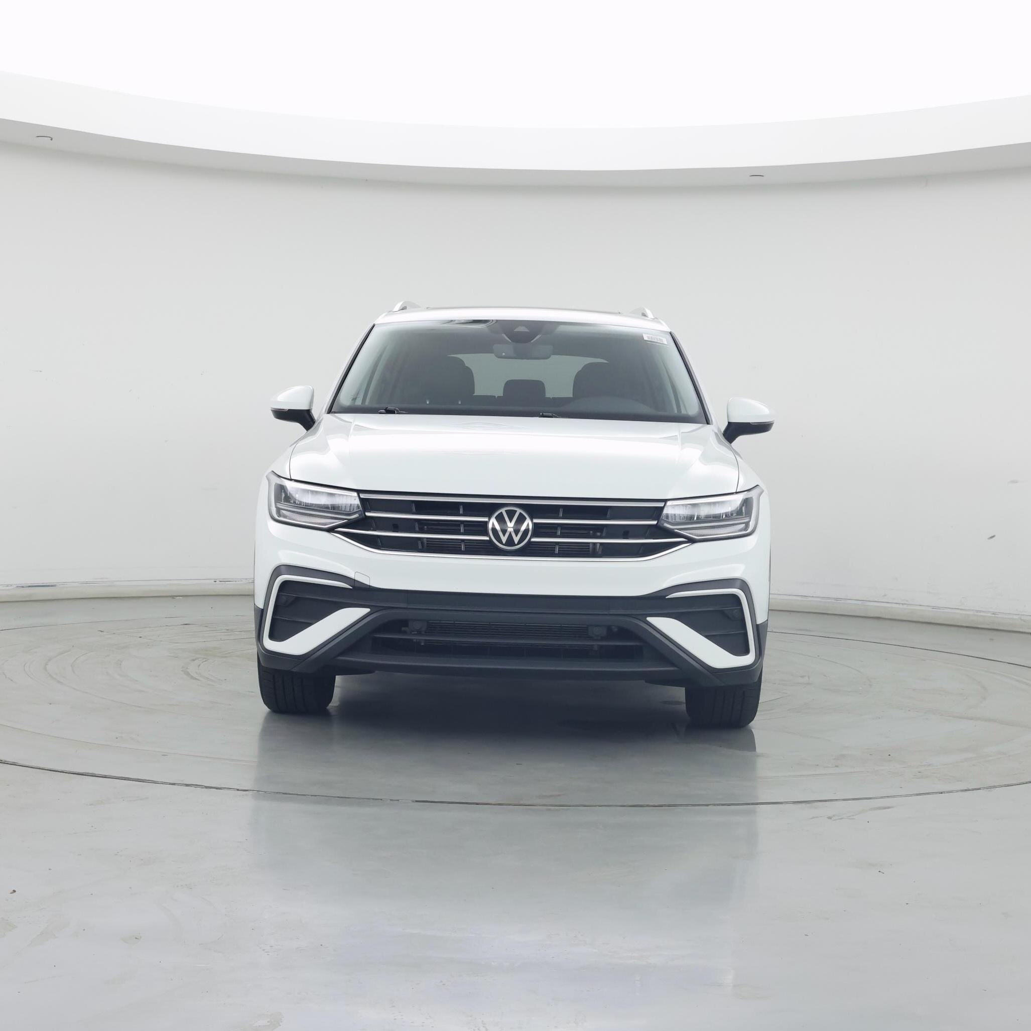 Thumbnail: 2022 Volkswagen Tiguan - 5