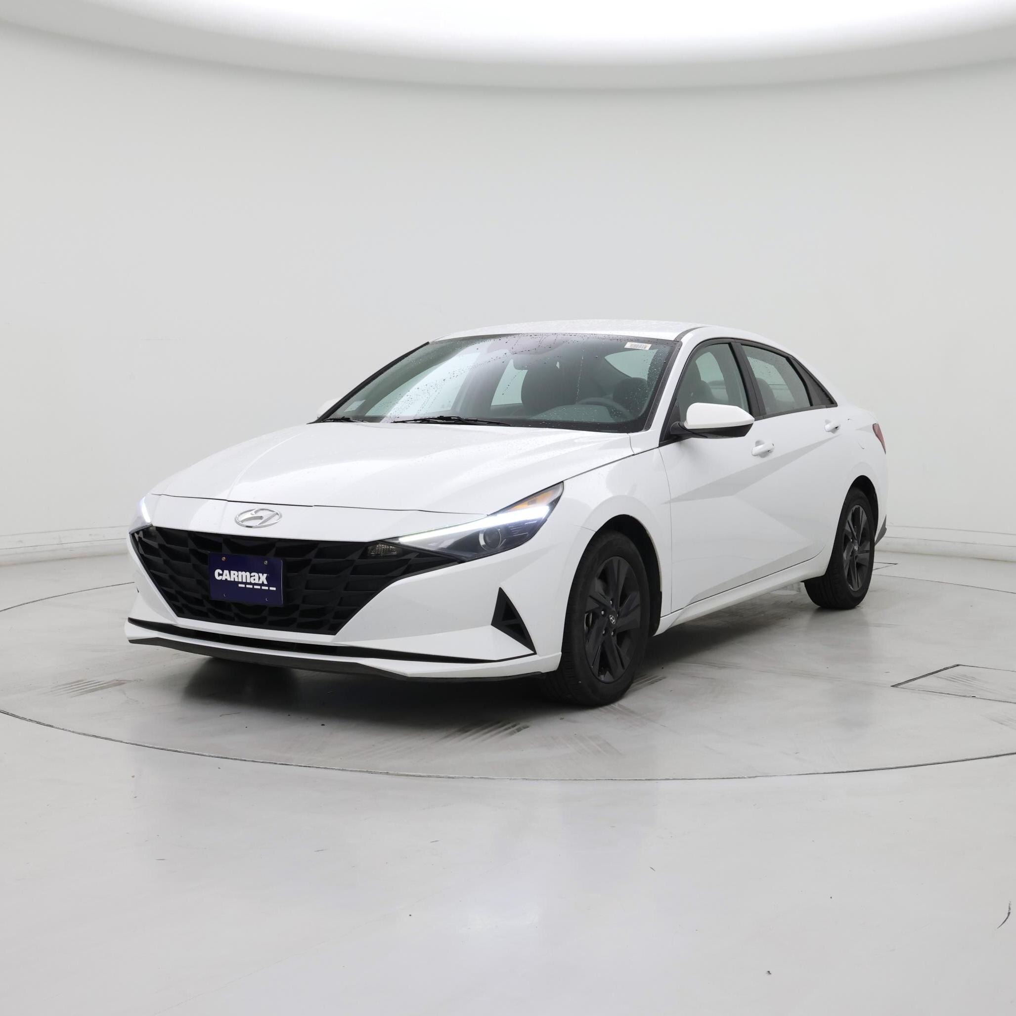 Thumbnail: 2023 Hyundai Elantra - 4