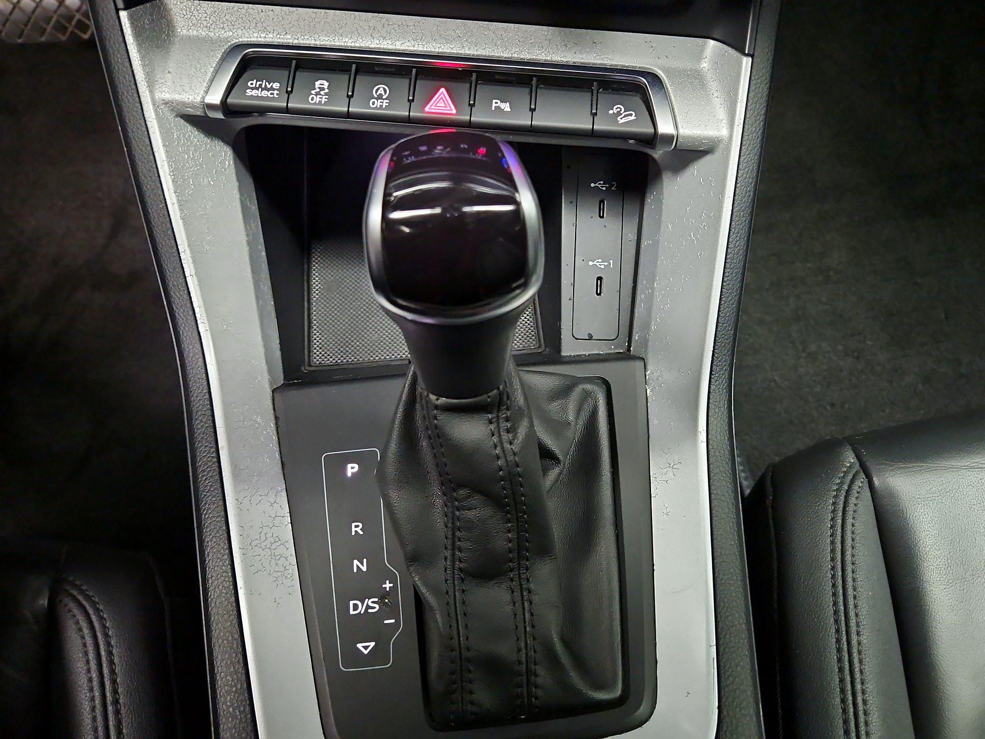 Thumbnail: 2023 Audi Q3 - 17