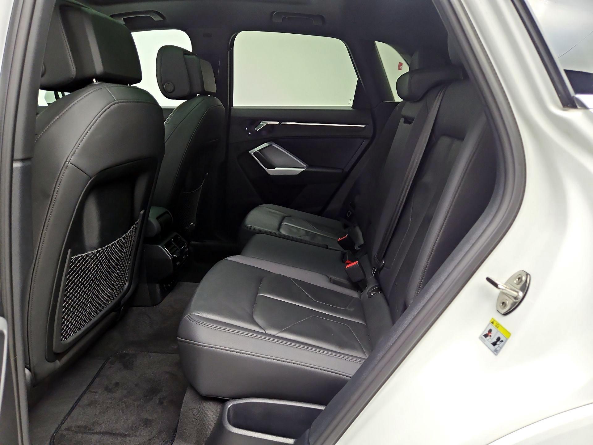 Thumbnail: 2023 Audi Q3 - 20