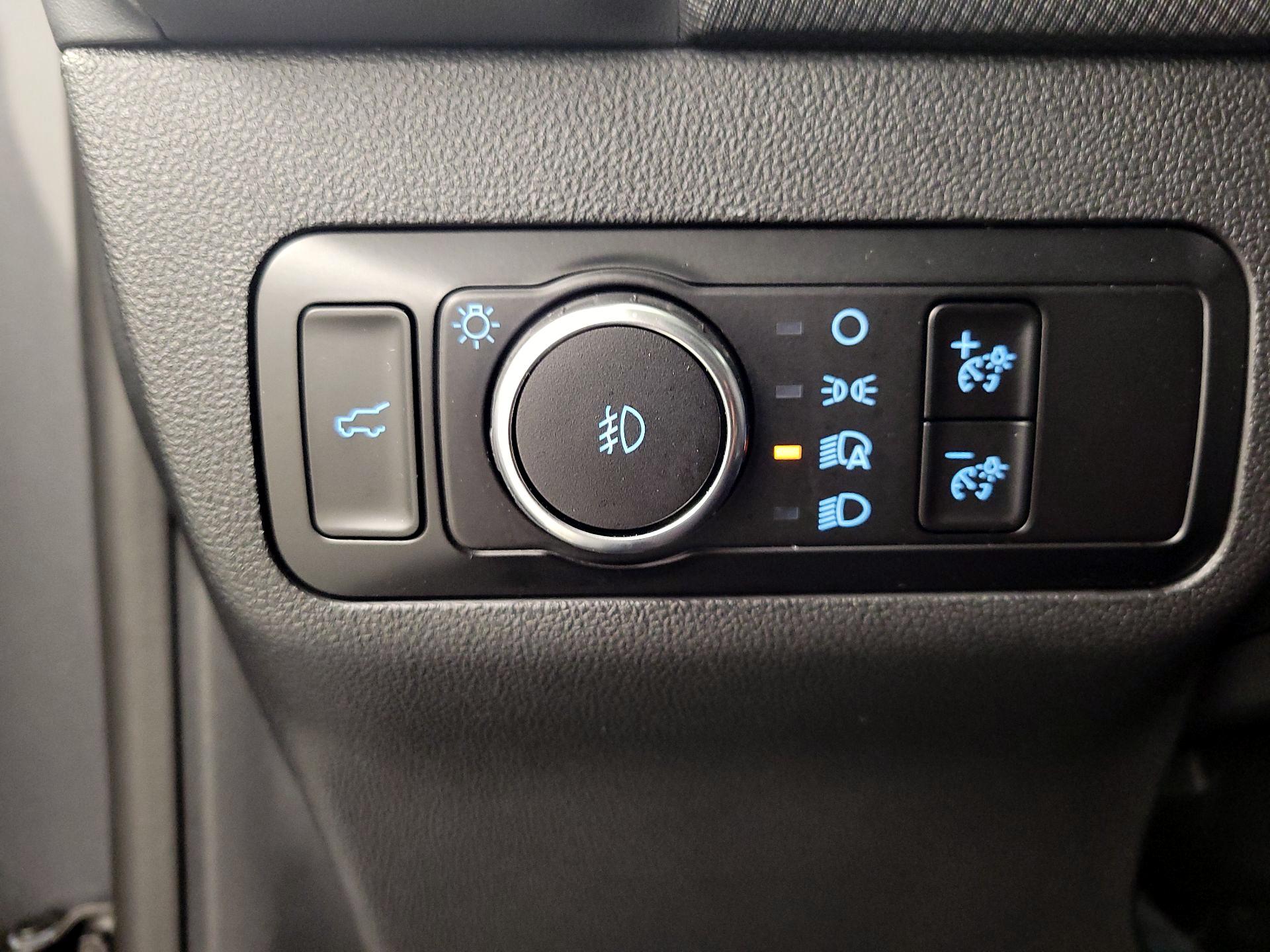 Thumbnail: 2023 Ford Bronco Sport - 13