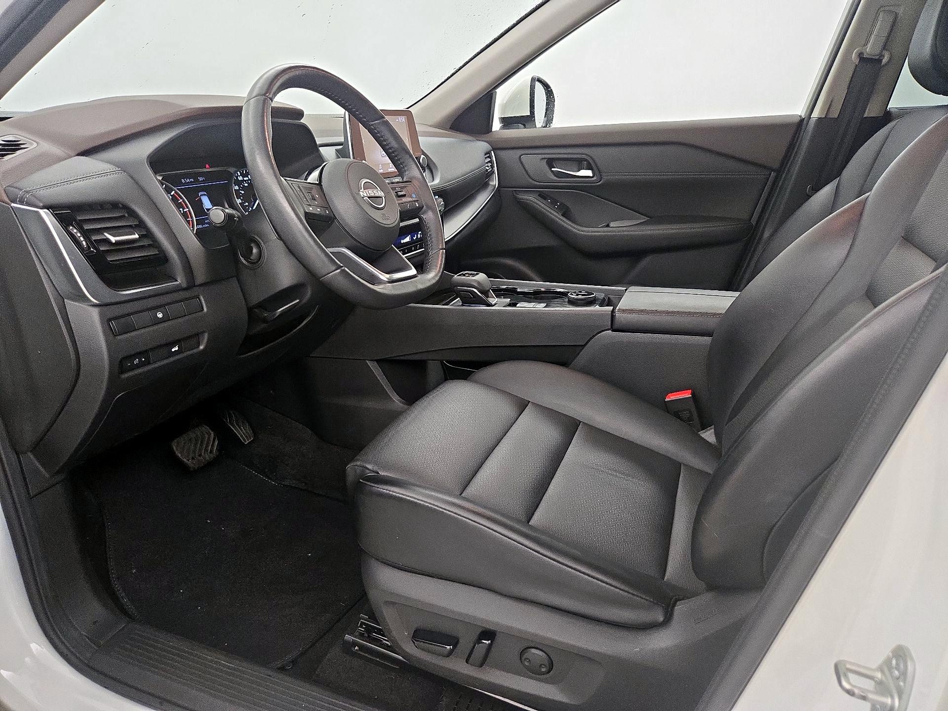 Thumbnail: 2022 Nissan Rogue - 11