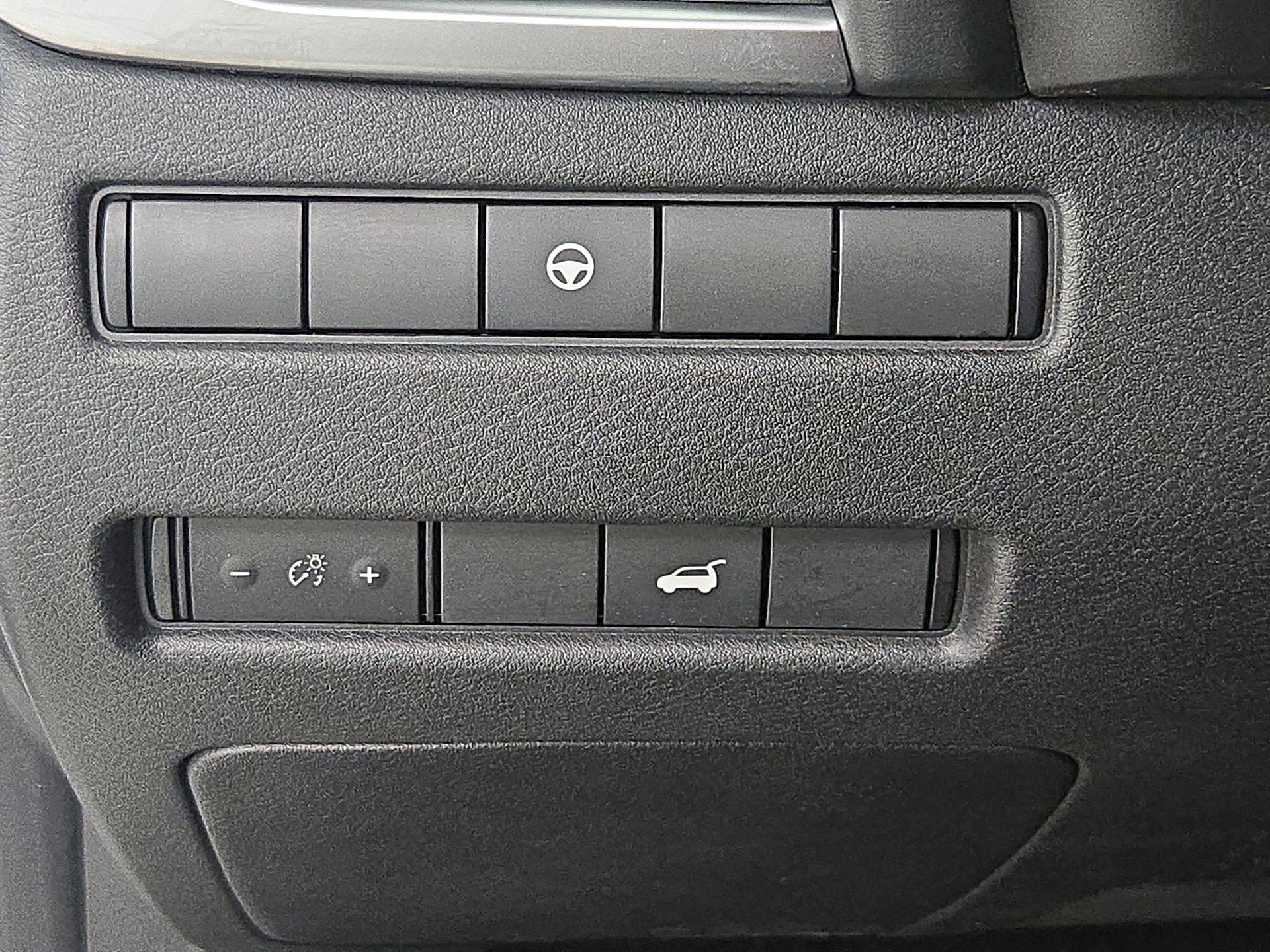 Thumbnail: 2022 Nissan Rogue - 13