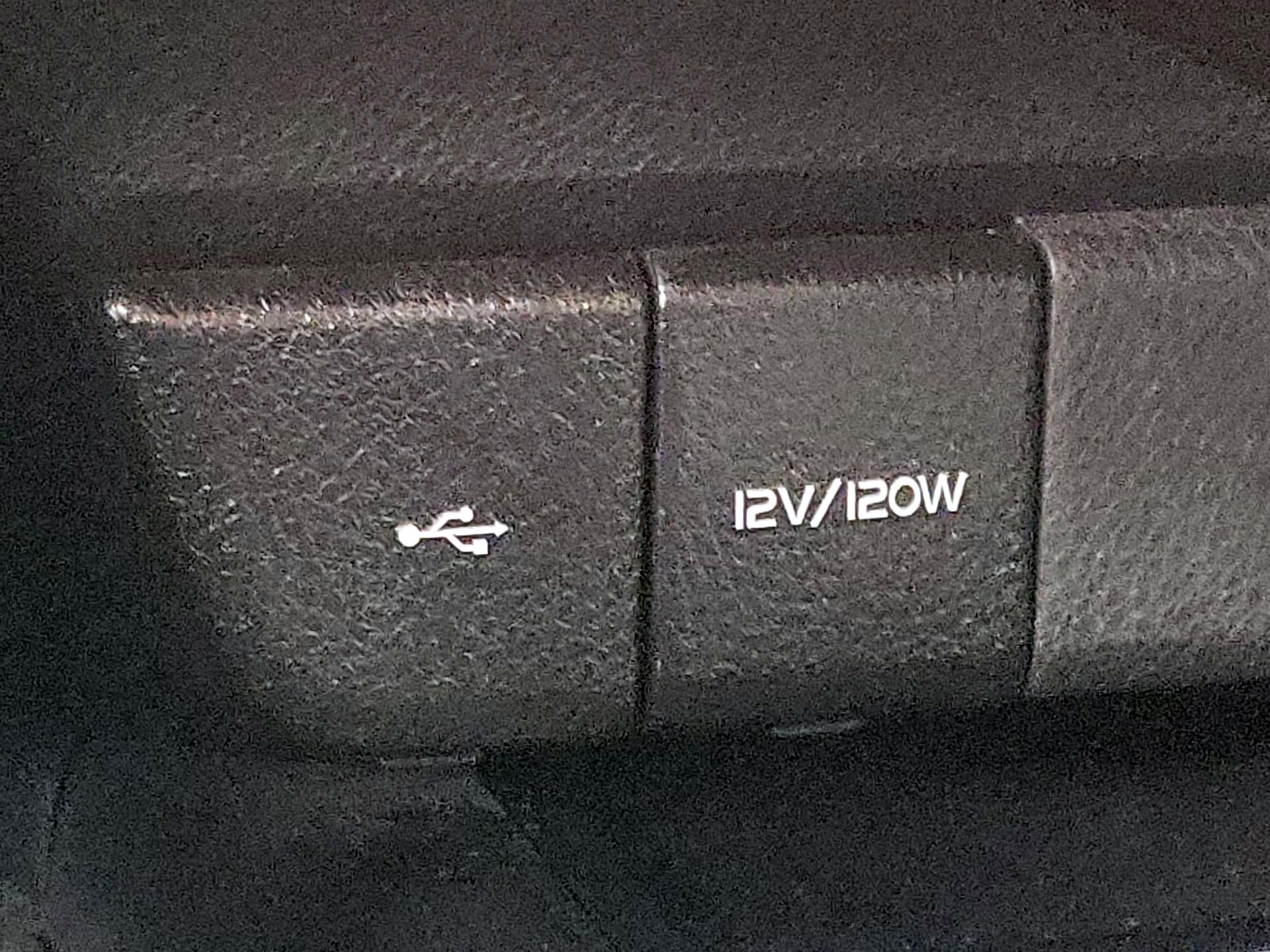 Thumbnail: 2023 Toyota Camry - 18