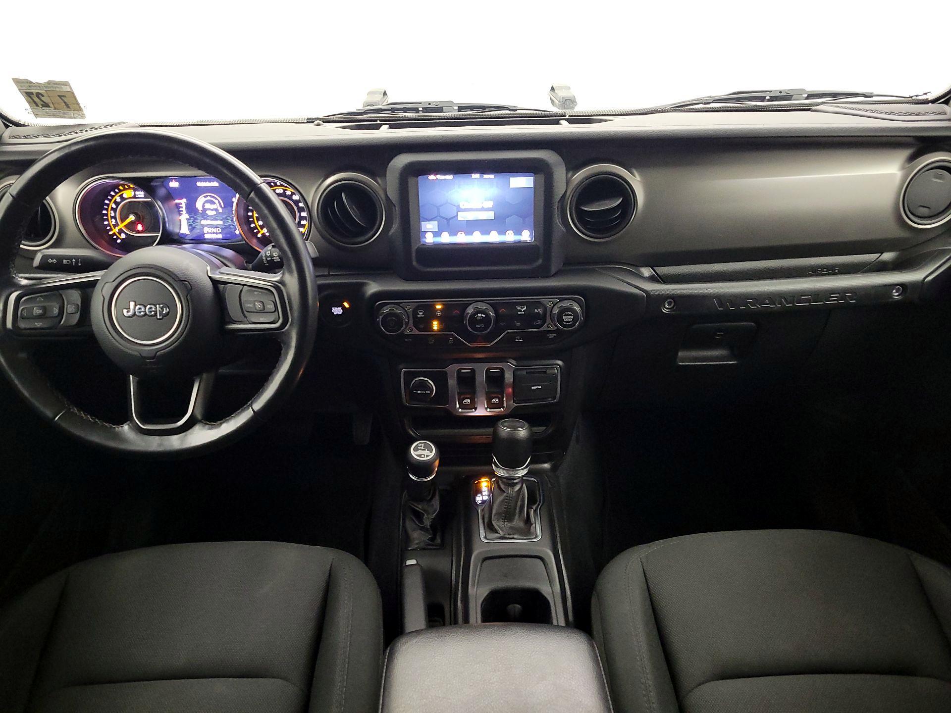 Thumbnail: 2022 Jeep Wrangler - 9