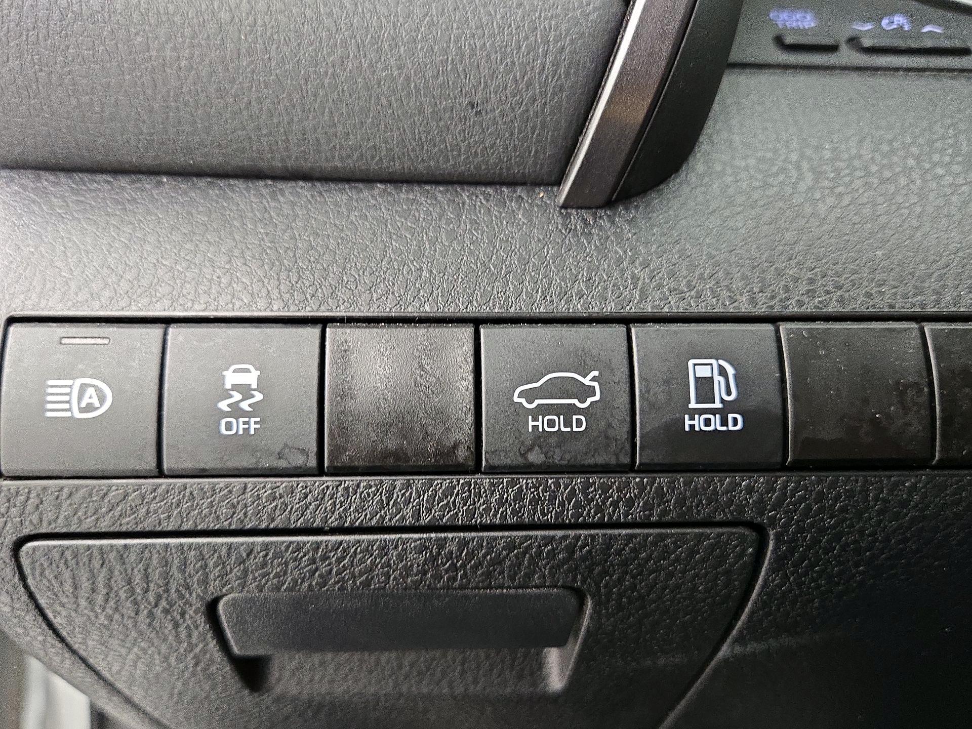 Thumbnail: 2023 Toyota Camry - 13