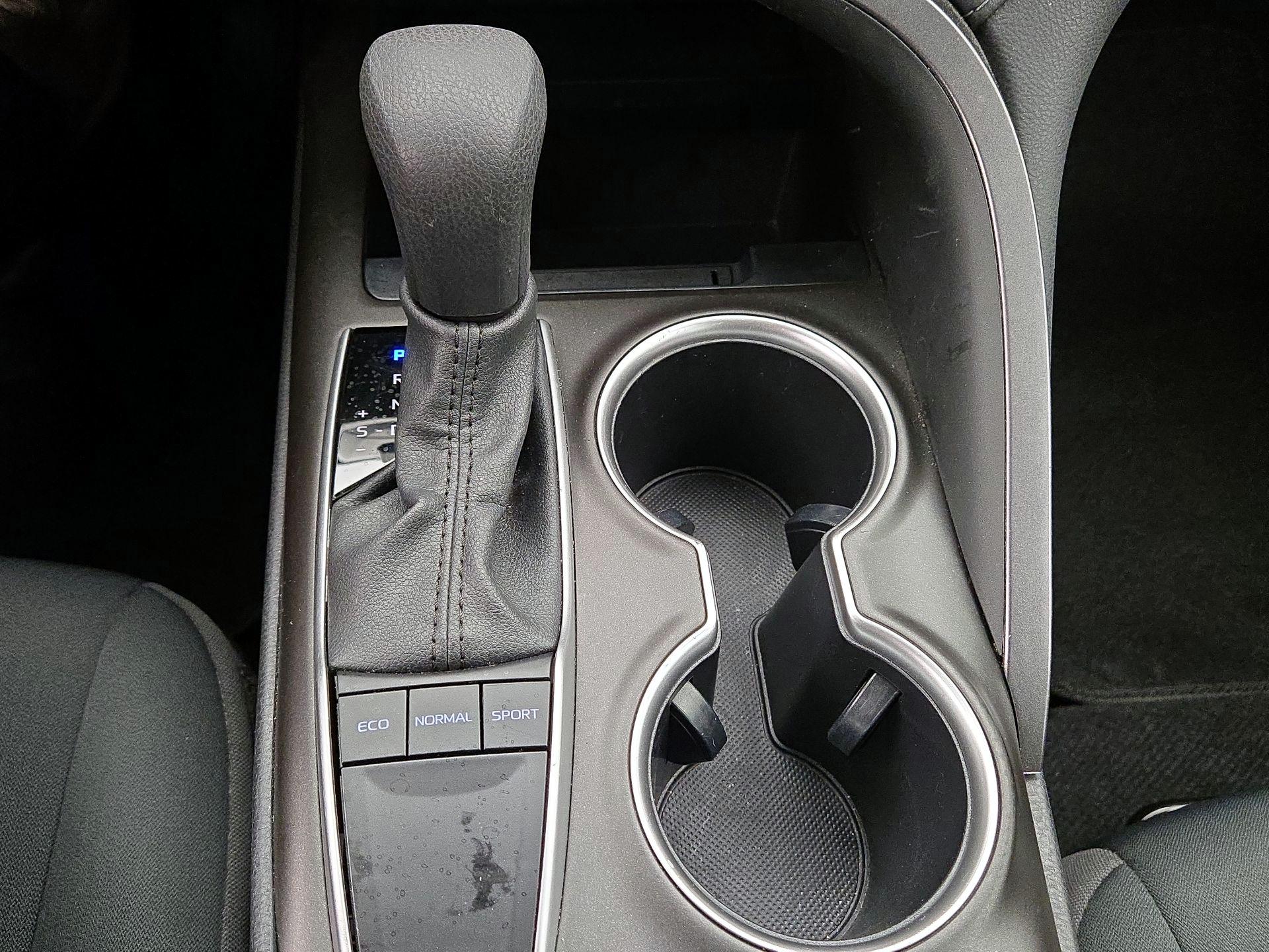 Thumbnail: 2023 Toyota Camry - 17