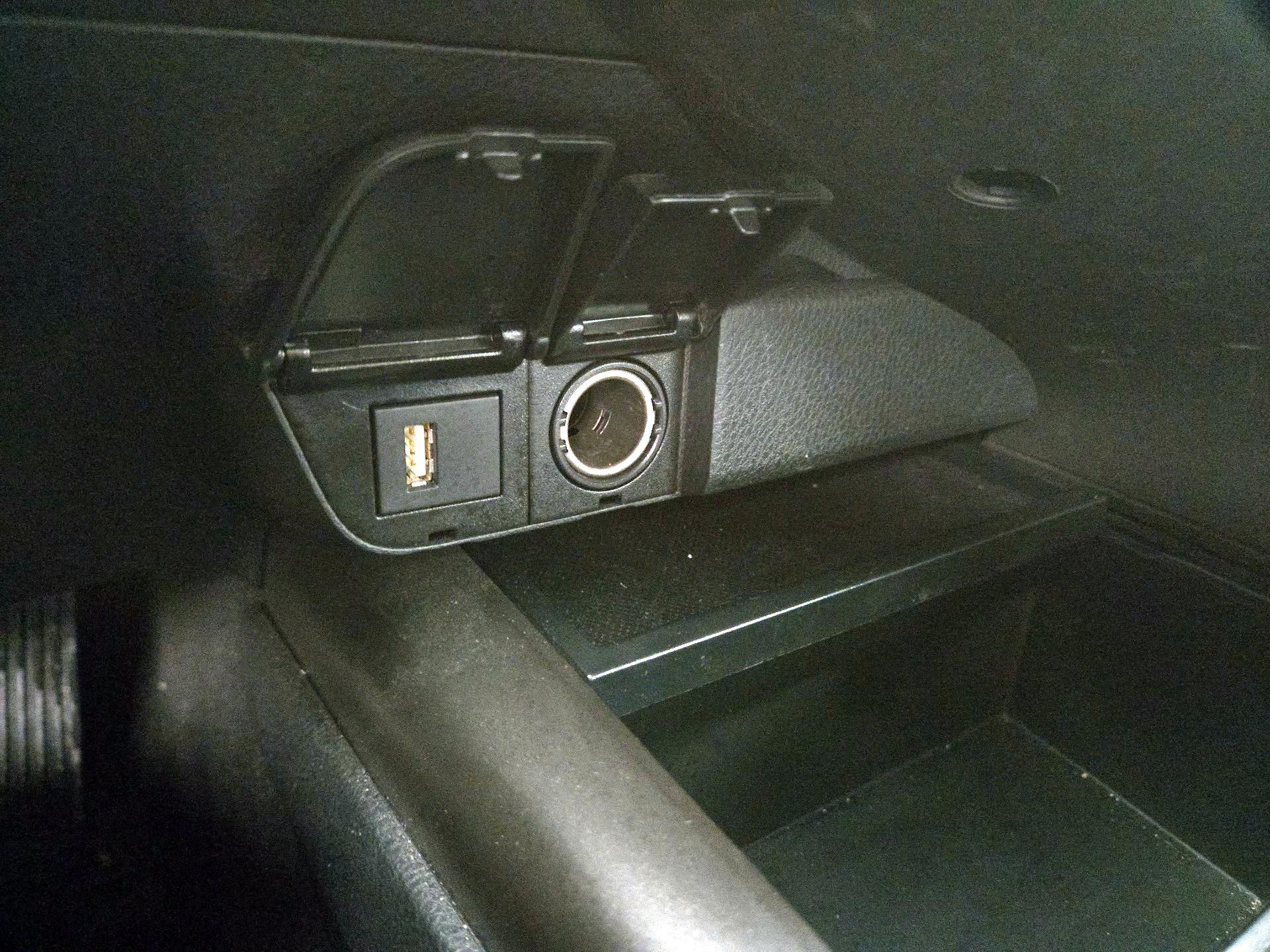 Thumbnail: 2023 Toyota Camry - 18