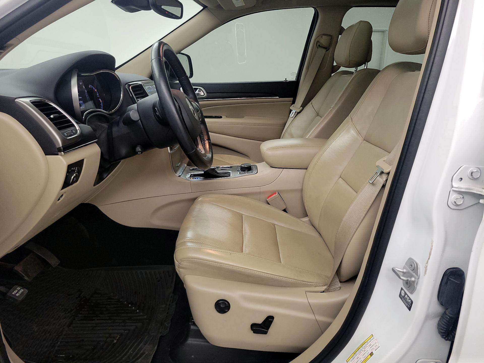 Thumbnail: 2021 Jeep Grand Cherokee - 11