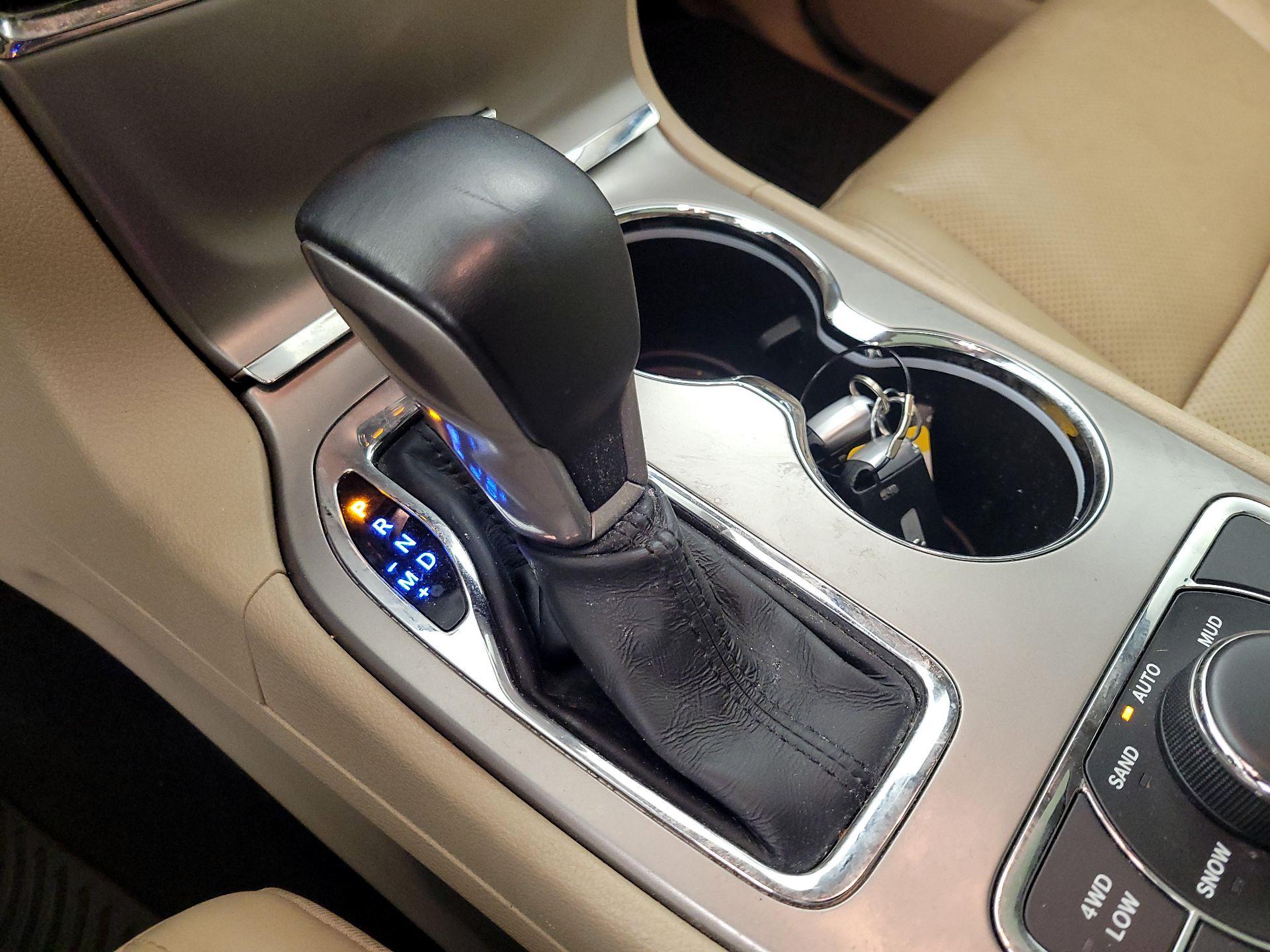 Thumbnail: 2021 Jeep Grand Cherokee - 18