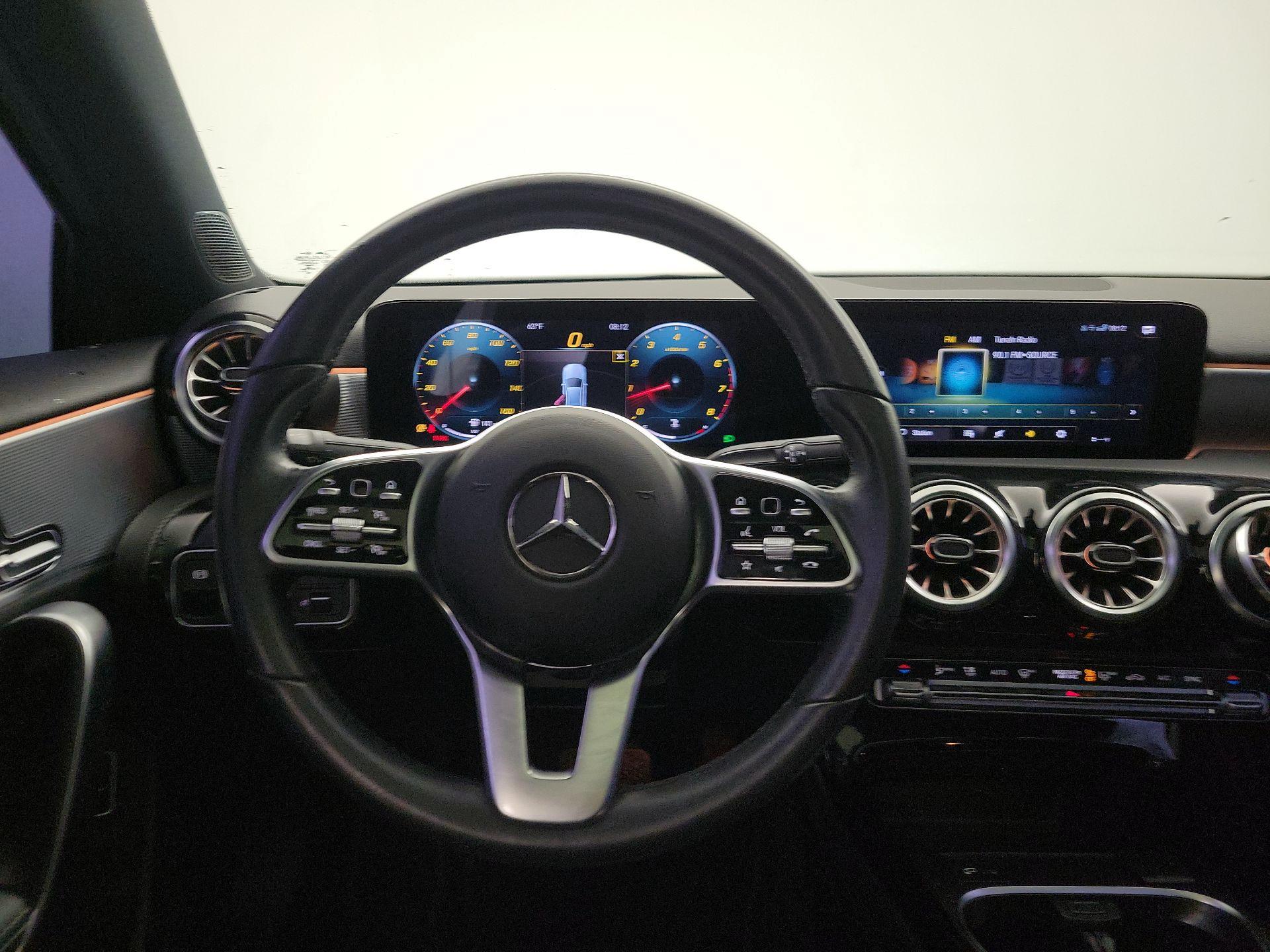 Thumbnail: 2022 Mercedes-Benz A-Class - 10