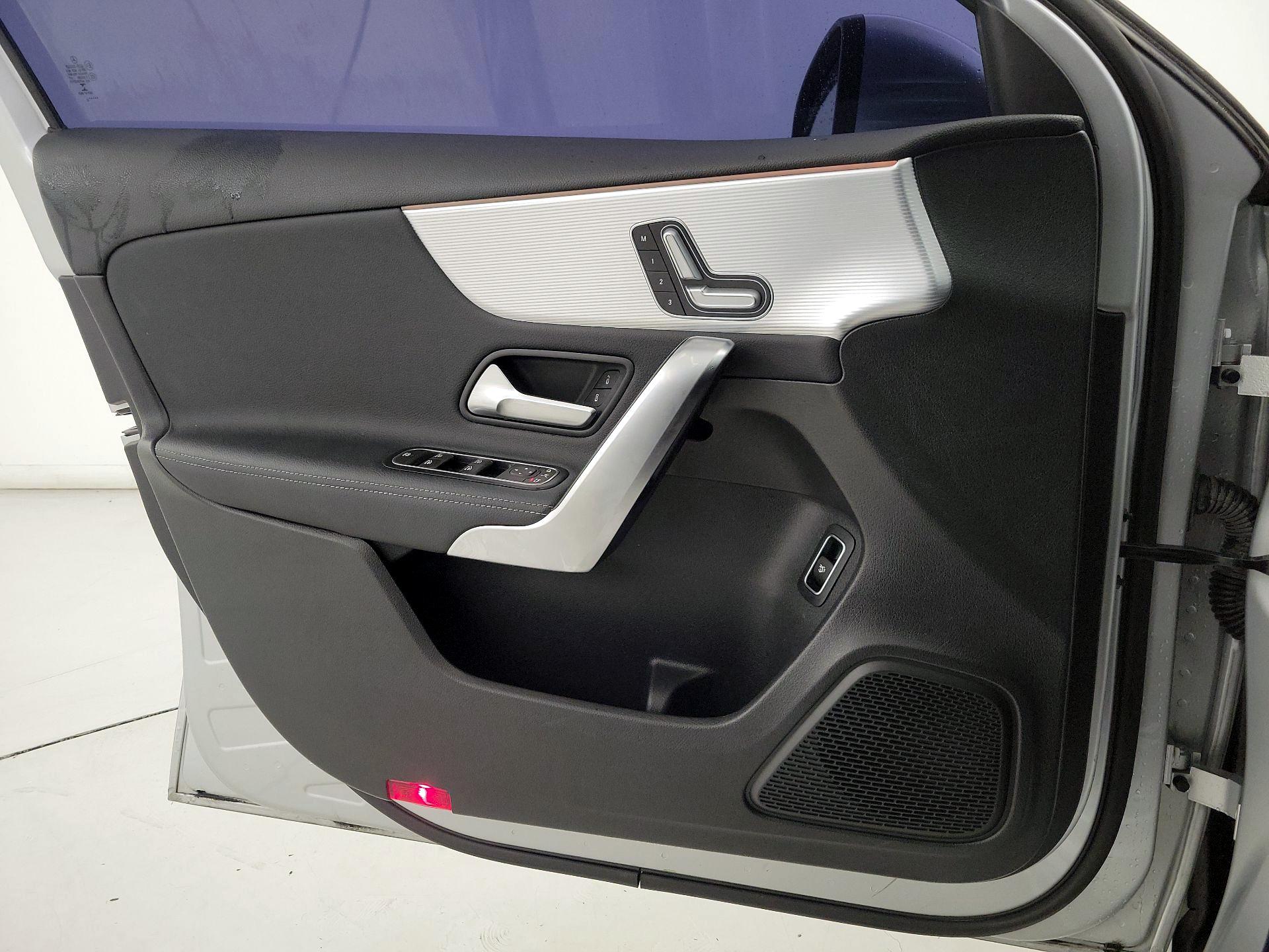 Thumbnail: 2022 Mercedes-Benz A-Class - 12