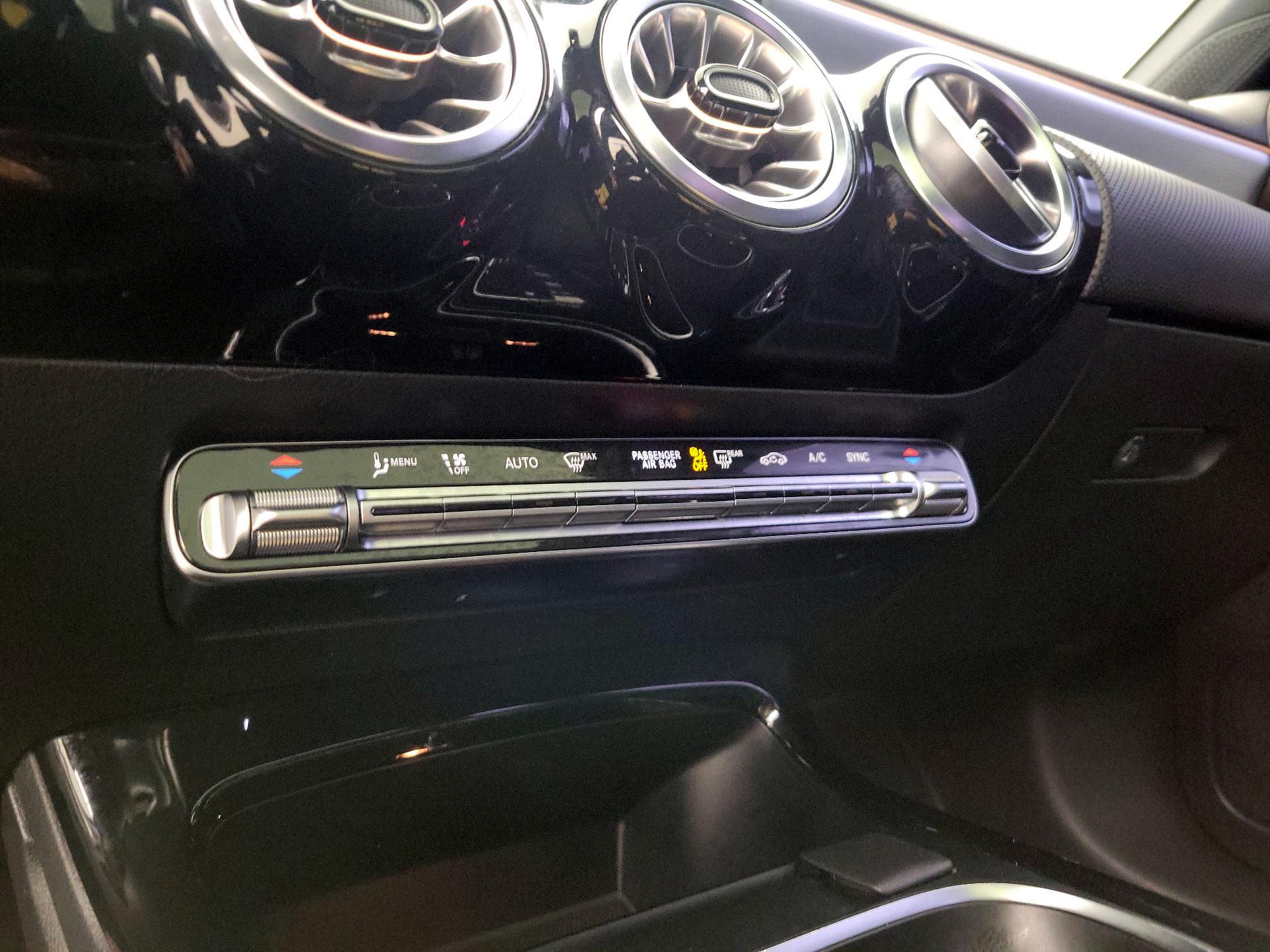 Thumbnail: 2022 Mercedes-Benz A-Class - 16