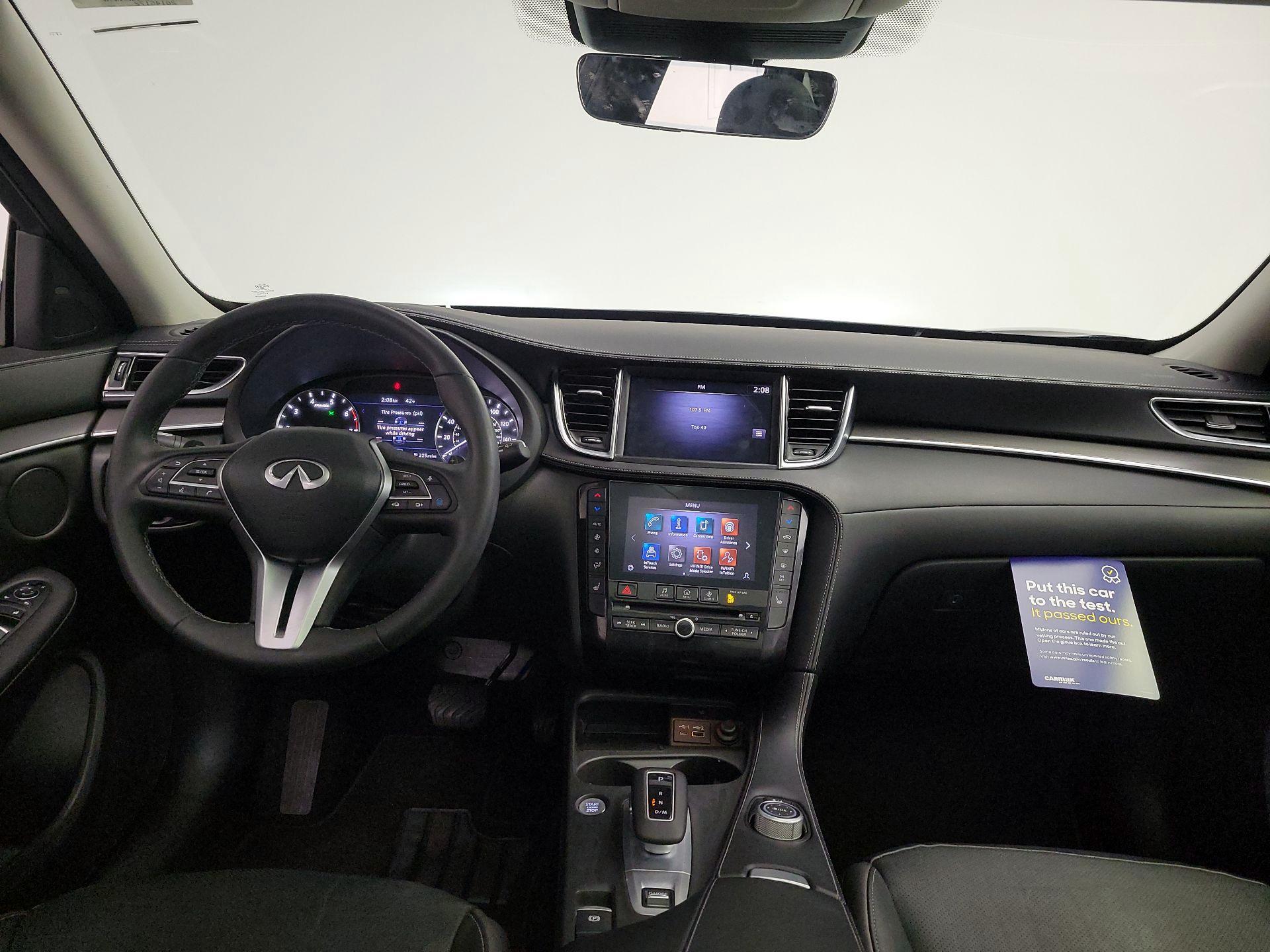 Thumbnail: 2023 INFINITI QX50 - 9