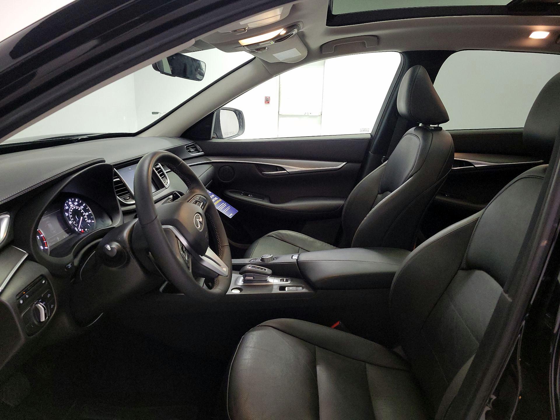 Thumbnail: 2023 INFINITI QX50 - 11